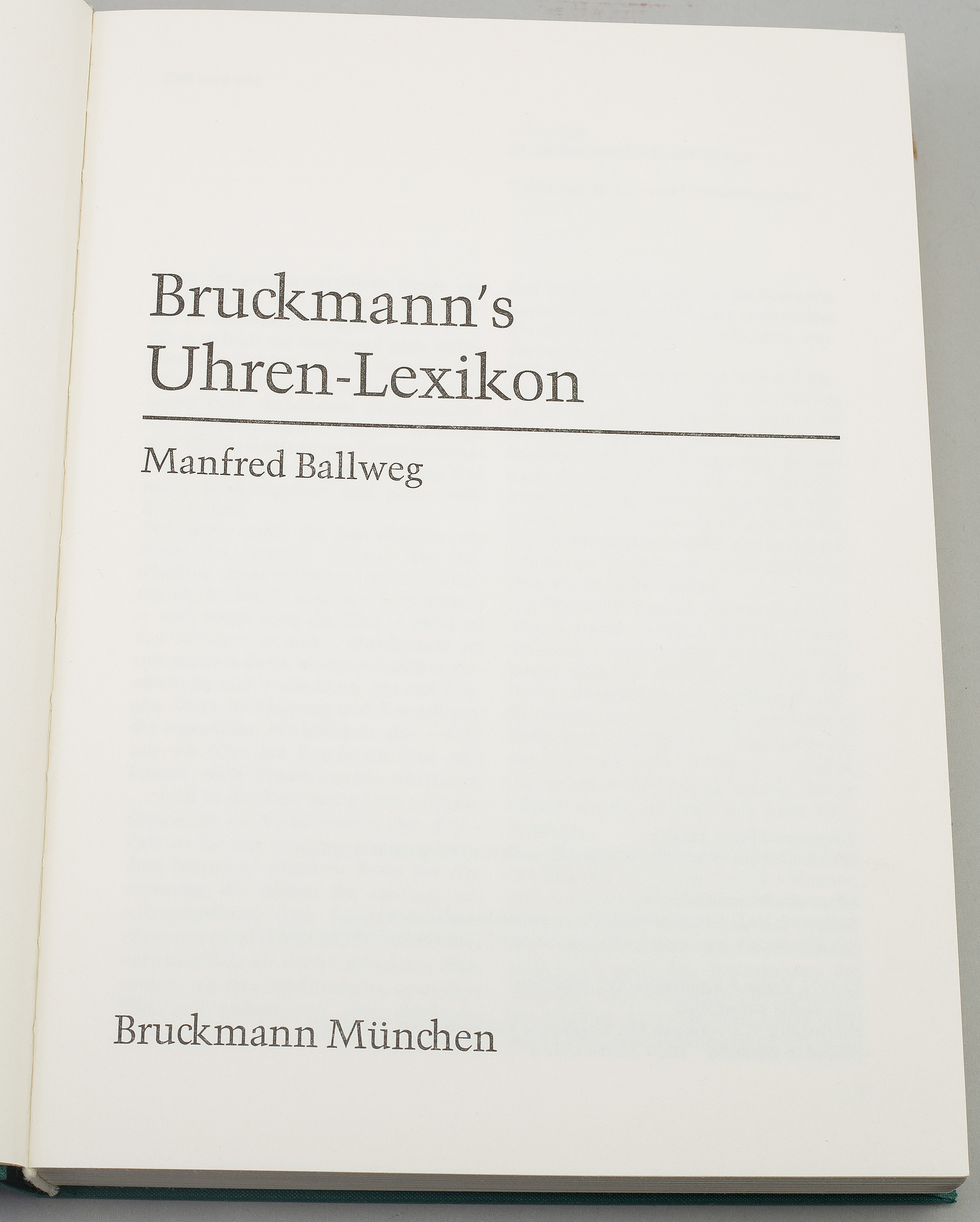 KLOCKLITTERATUR, 8 st, bl a Watch & Clock Encyclopedia. Bukowskis