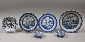 100709. PARTI PORSLIN, Kina och Japan. 1800-tal.