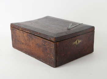 101287. LÅDSPEGEL, 1700-tal.