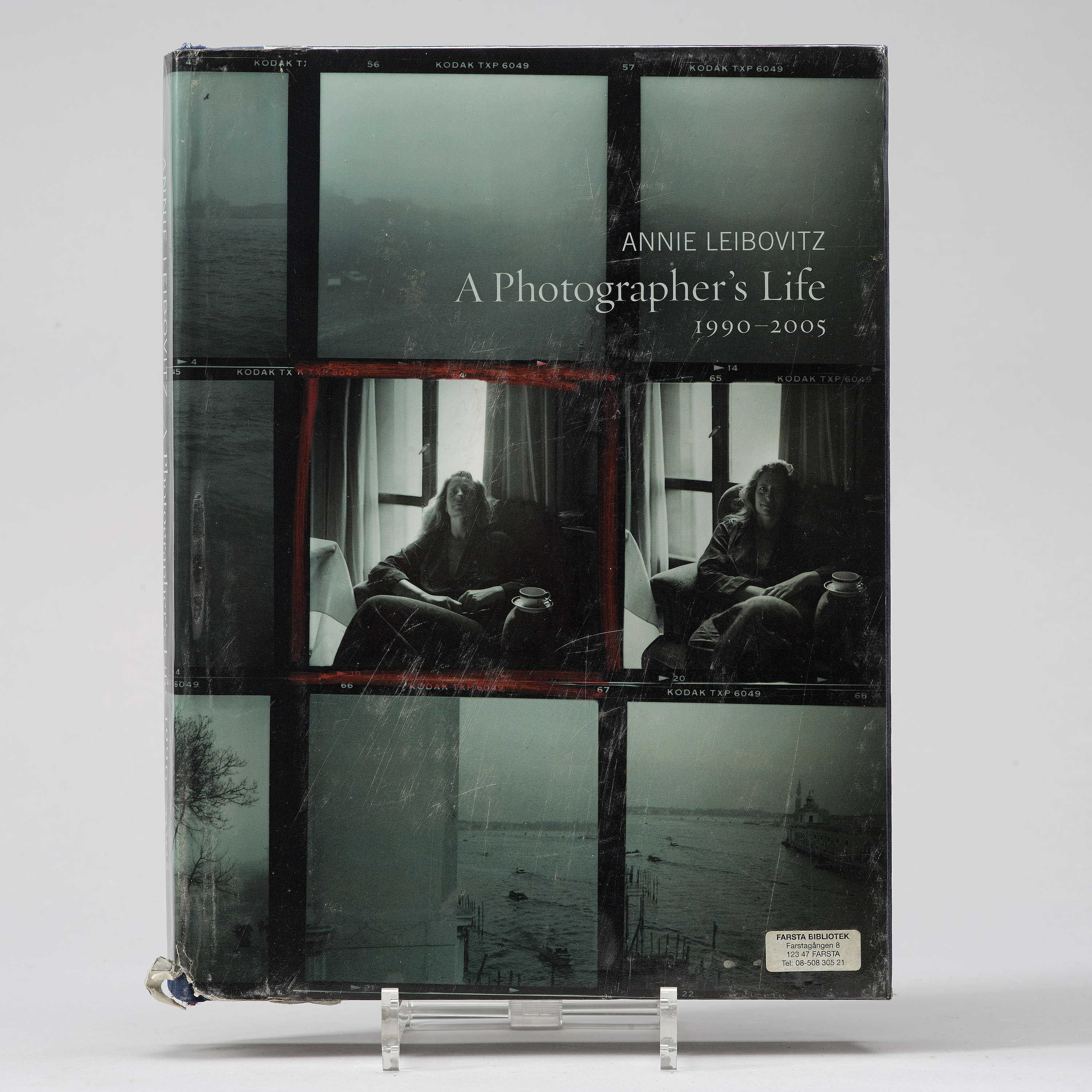 Photo books, 5, e.g Nan Goldin. Bukowskis