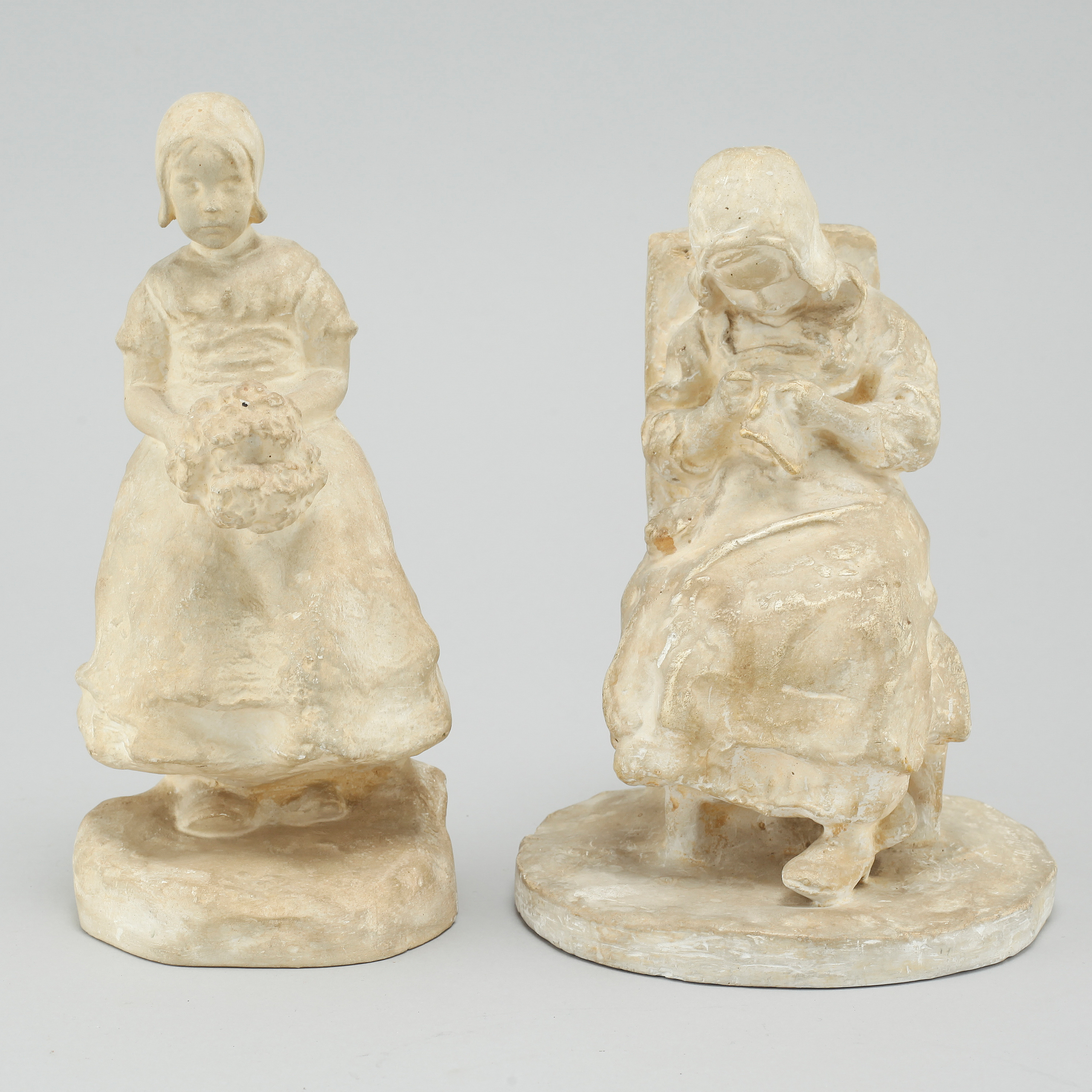 two plaster figurines, signed. Bukowskis