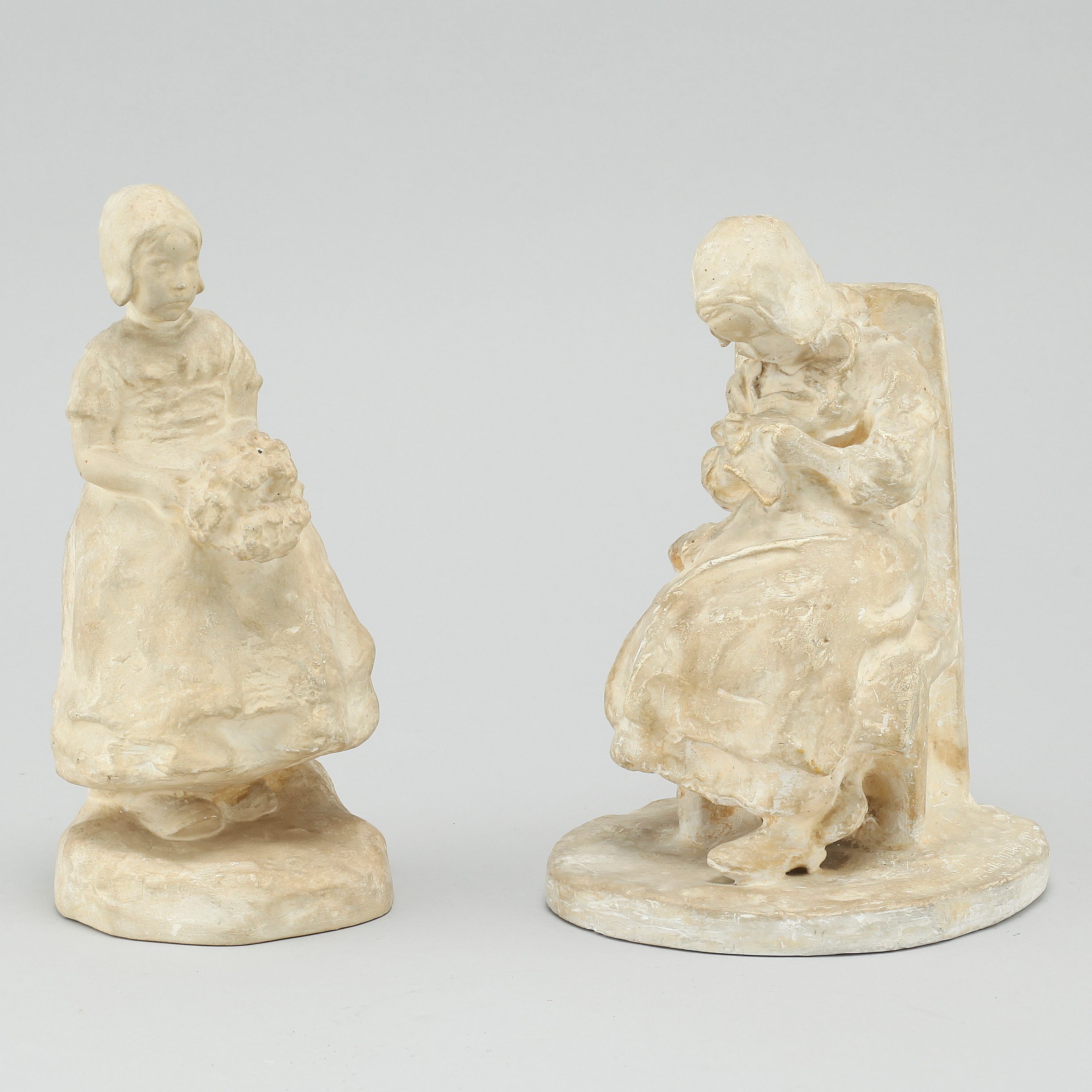two plaster figurines, signed. Bukowskis