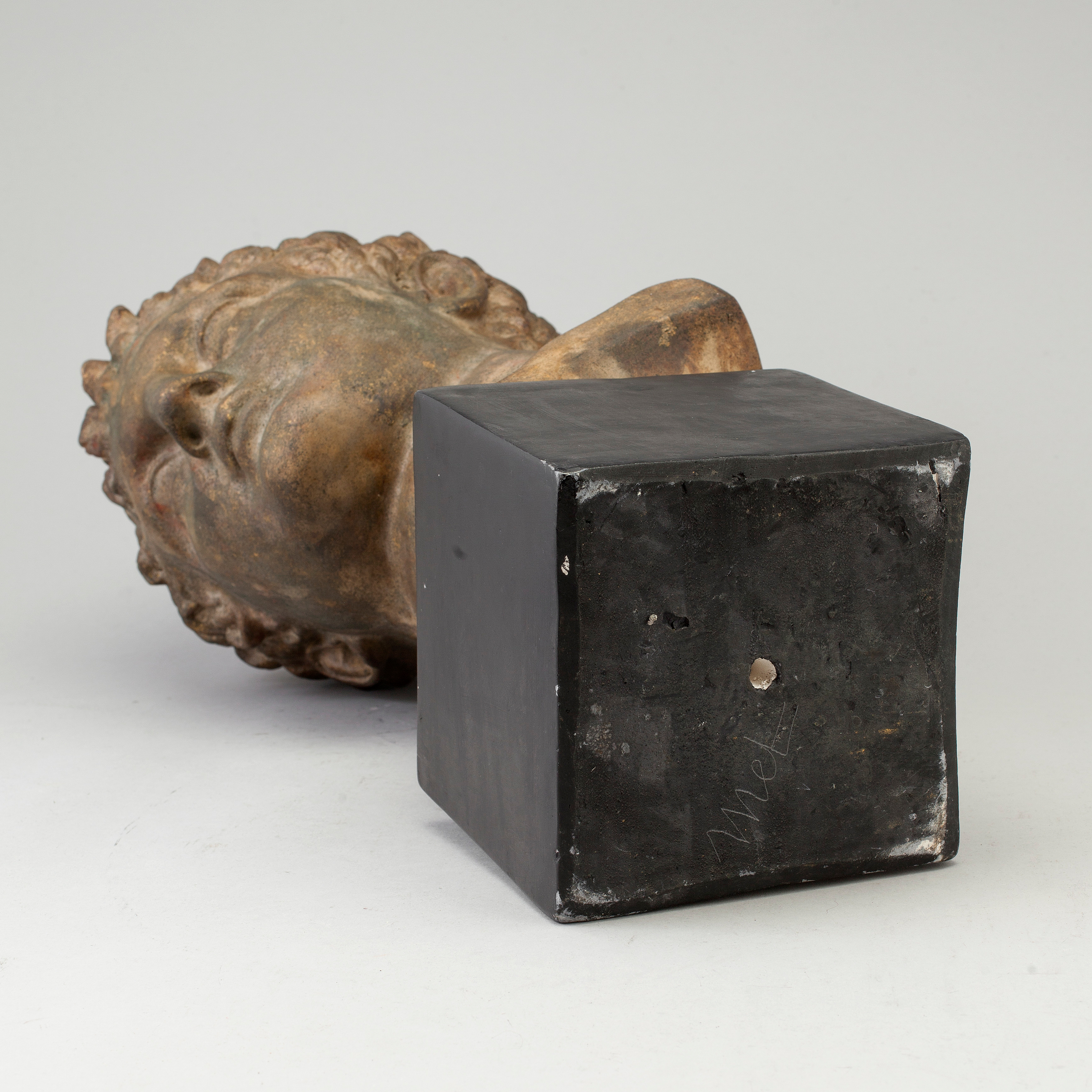 A second half of the 20th century plaster sculpture. - Bukowskis