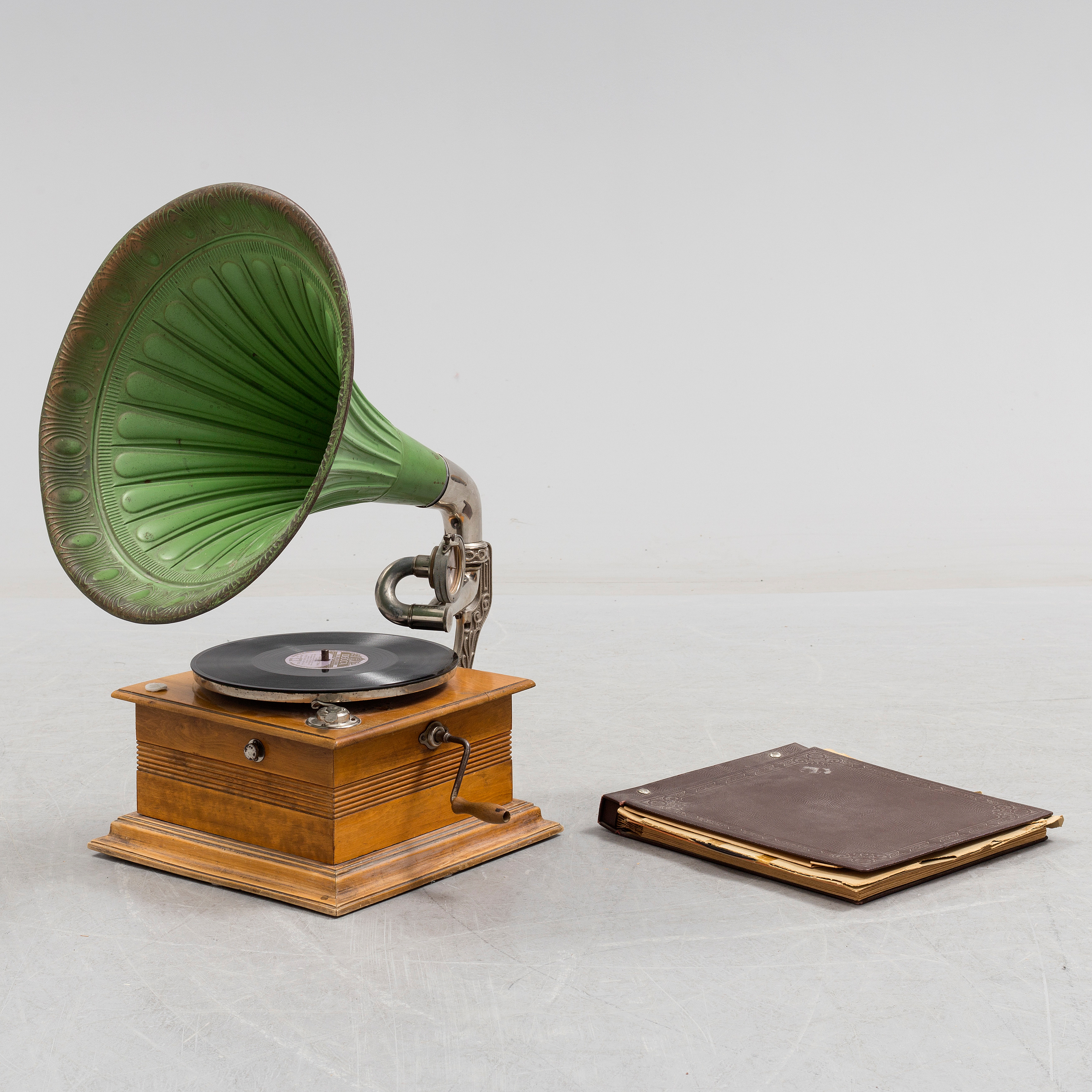 An early 20th century Audofon horn gramophone. Bukowskis