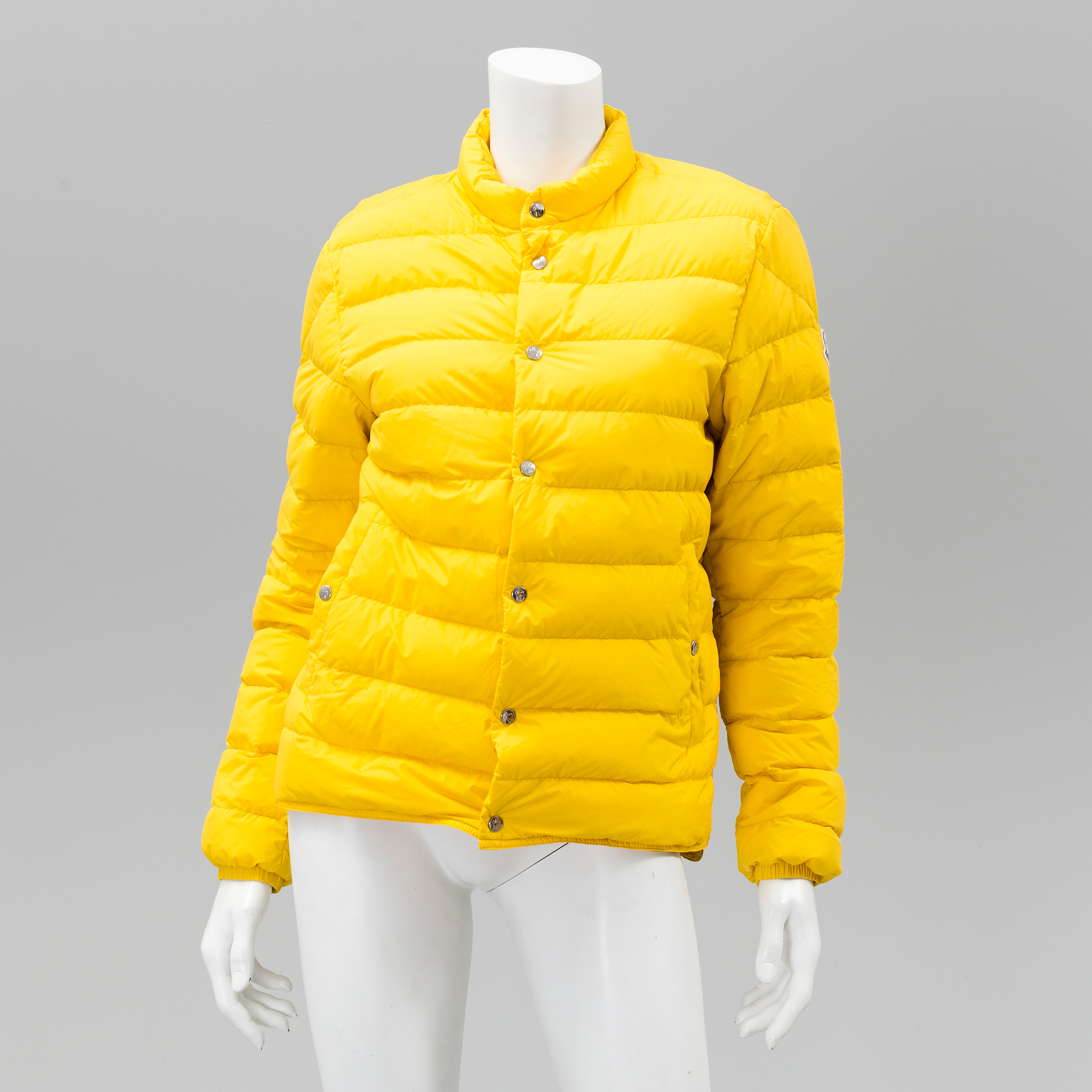 moncler jacka storleksguide moncler jacka storleksguide