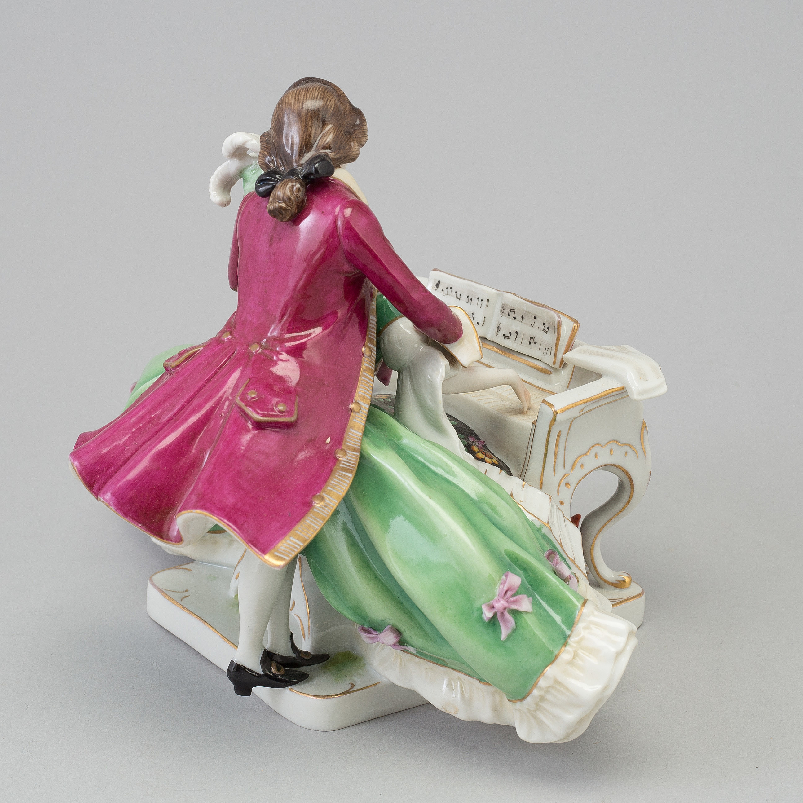 A Scheibe-Alsbach porcelain figure group, Germany, 1940s. - Bukowskis