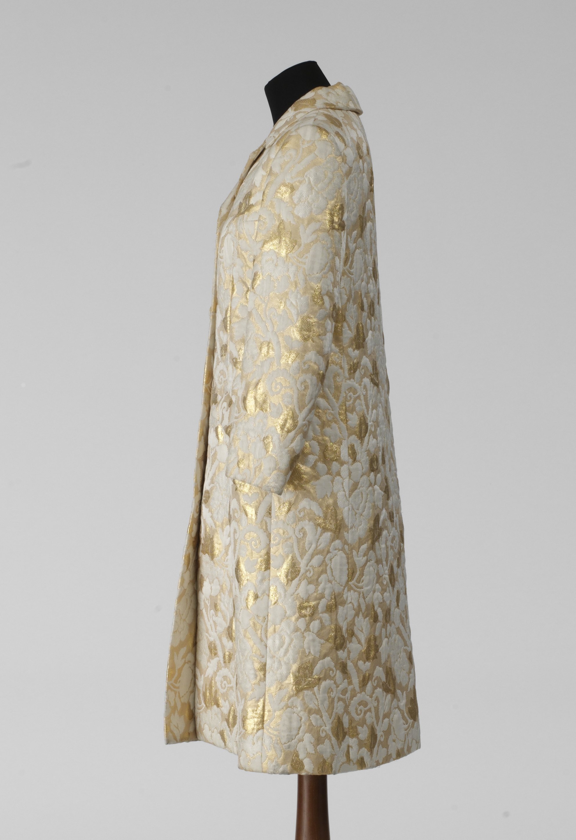 KAPPA, Guy Laroche. Bukowskis