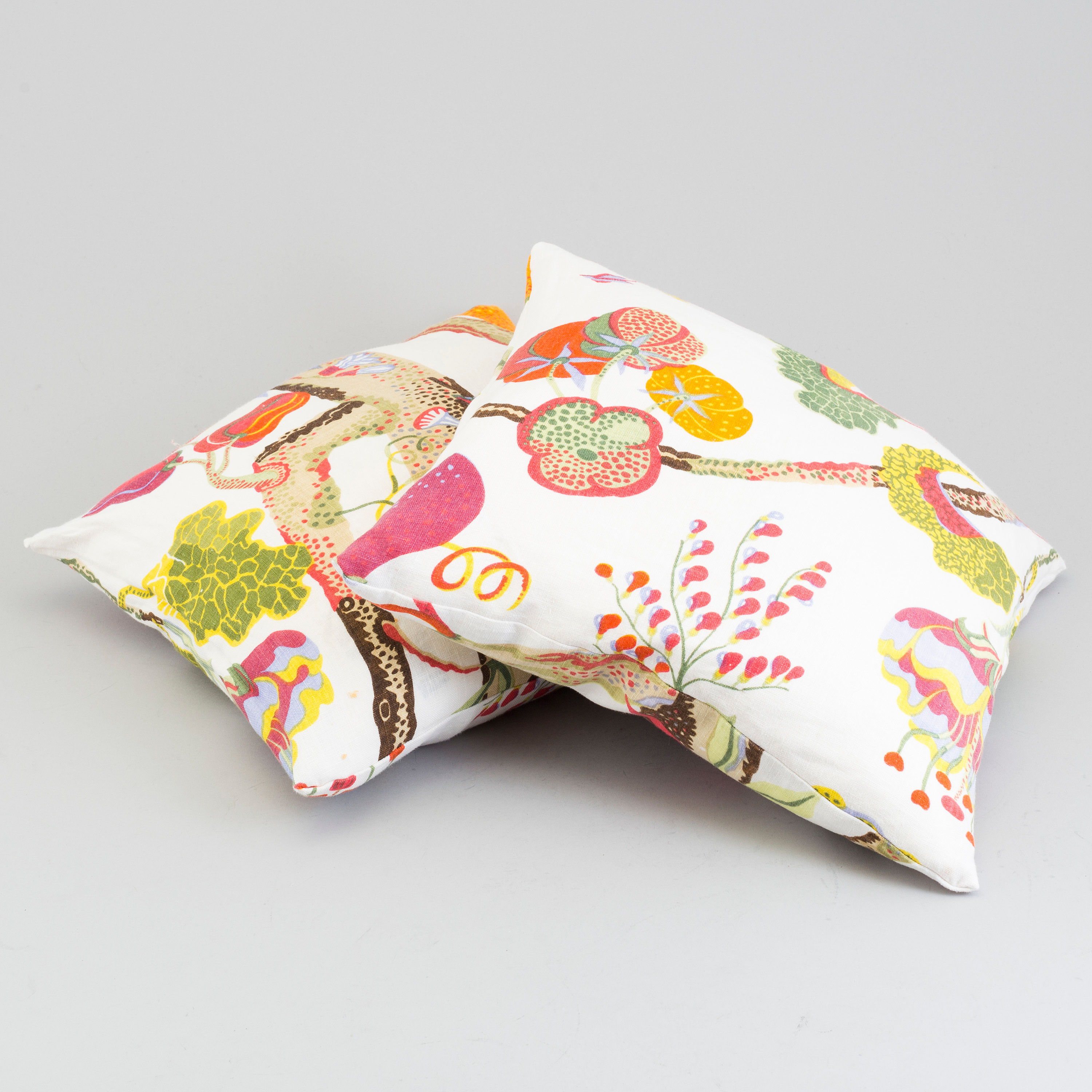 2 Pillows By Josef Frank Firma Svenskt Tenn Bukowskis