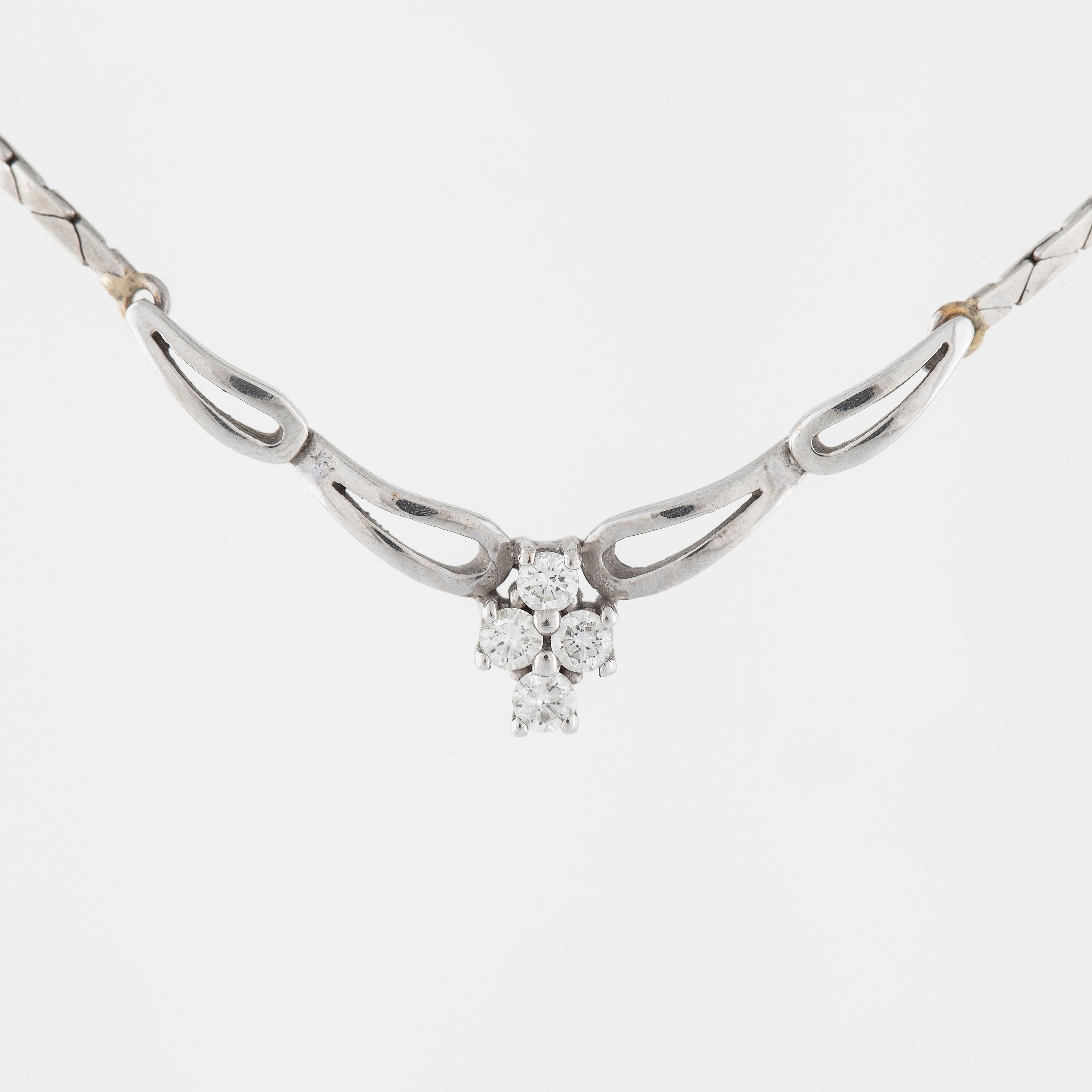 A Brilliant Cut Diamond Necklace Bukowskis