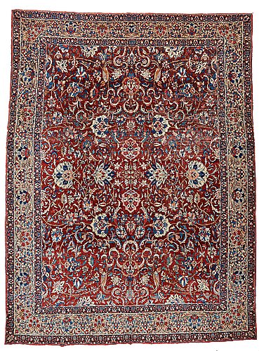 A Carpet An Antique Esfahan Ca 480 5 X 350 Cm Bukowskis
