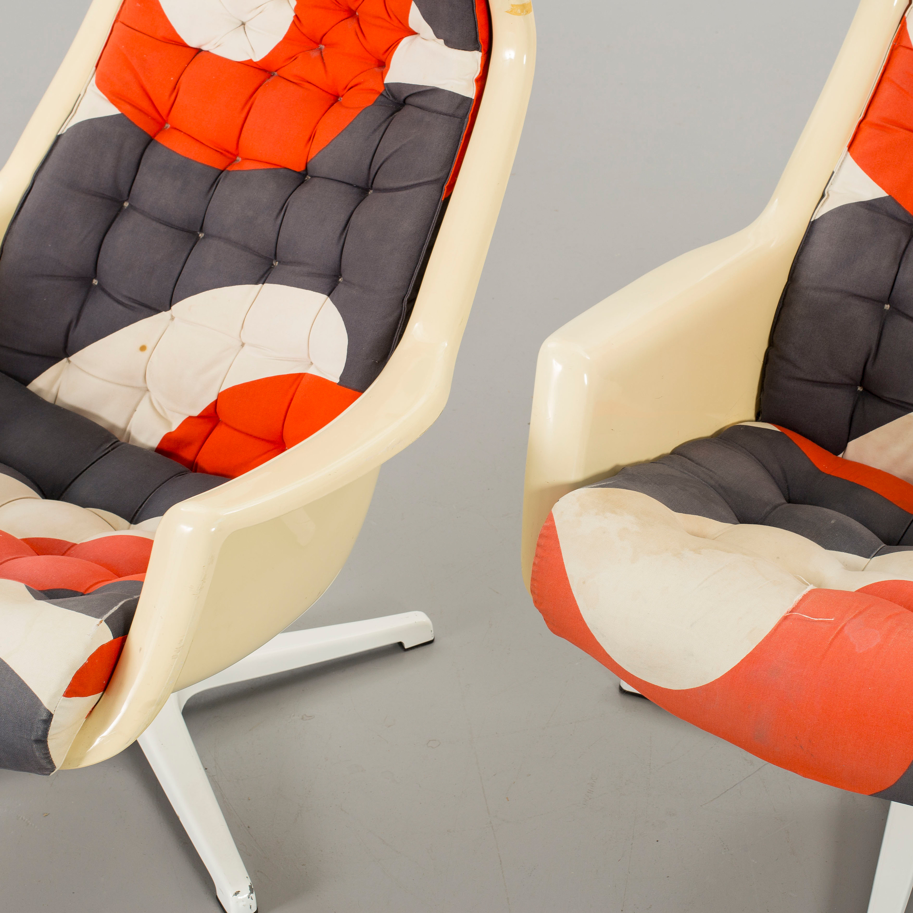 TWO "GALAXY" ARMCHAIRS BY DUX. Bukowskis