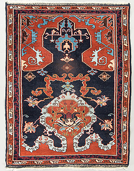 An old Turkish carpet ca 134 x 99 cm.