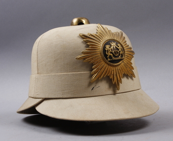 106197. HJÄLM, märkt O. Jensen, Kristianstad. Omkring 1900.