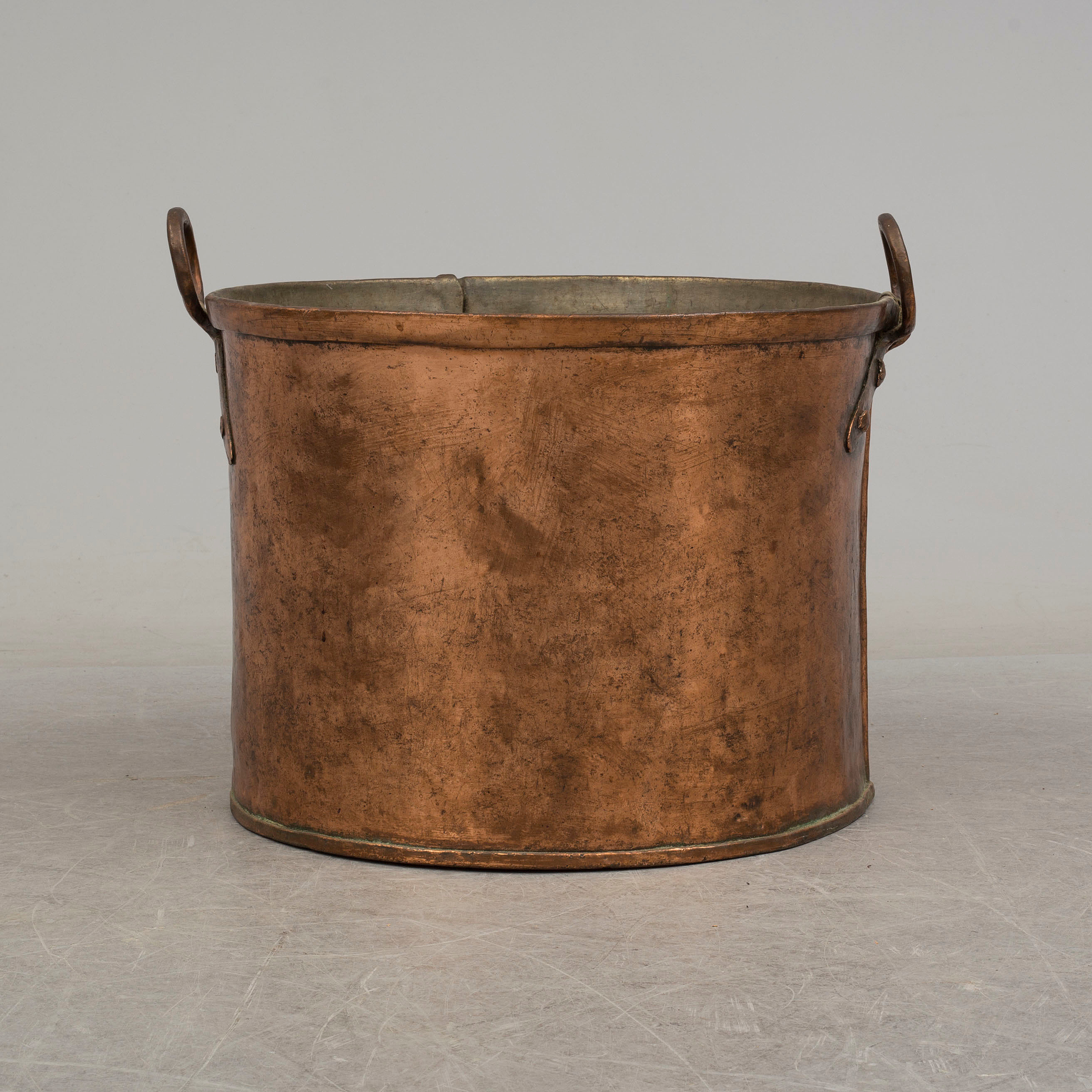 a copper barrel, 19th century. Bukowskis