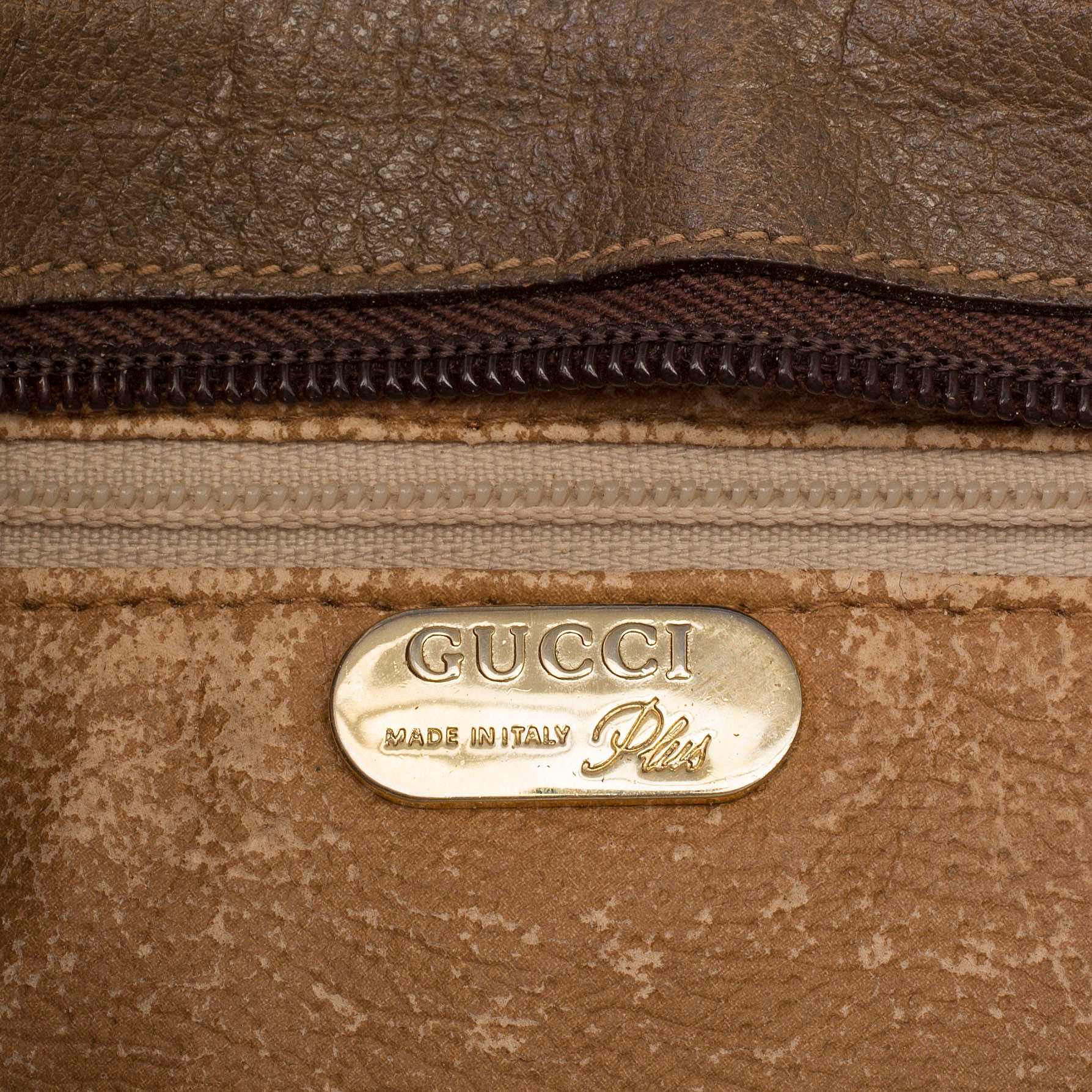 GUCCI PLUS, a toilet bag. Bukowskis