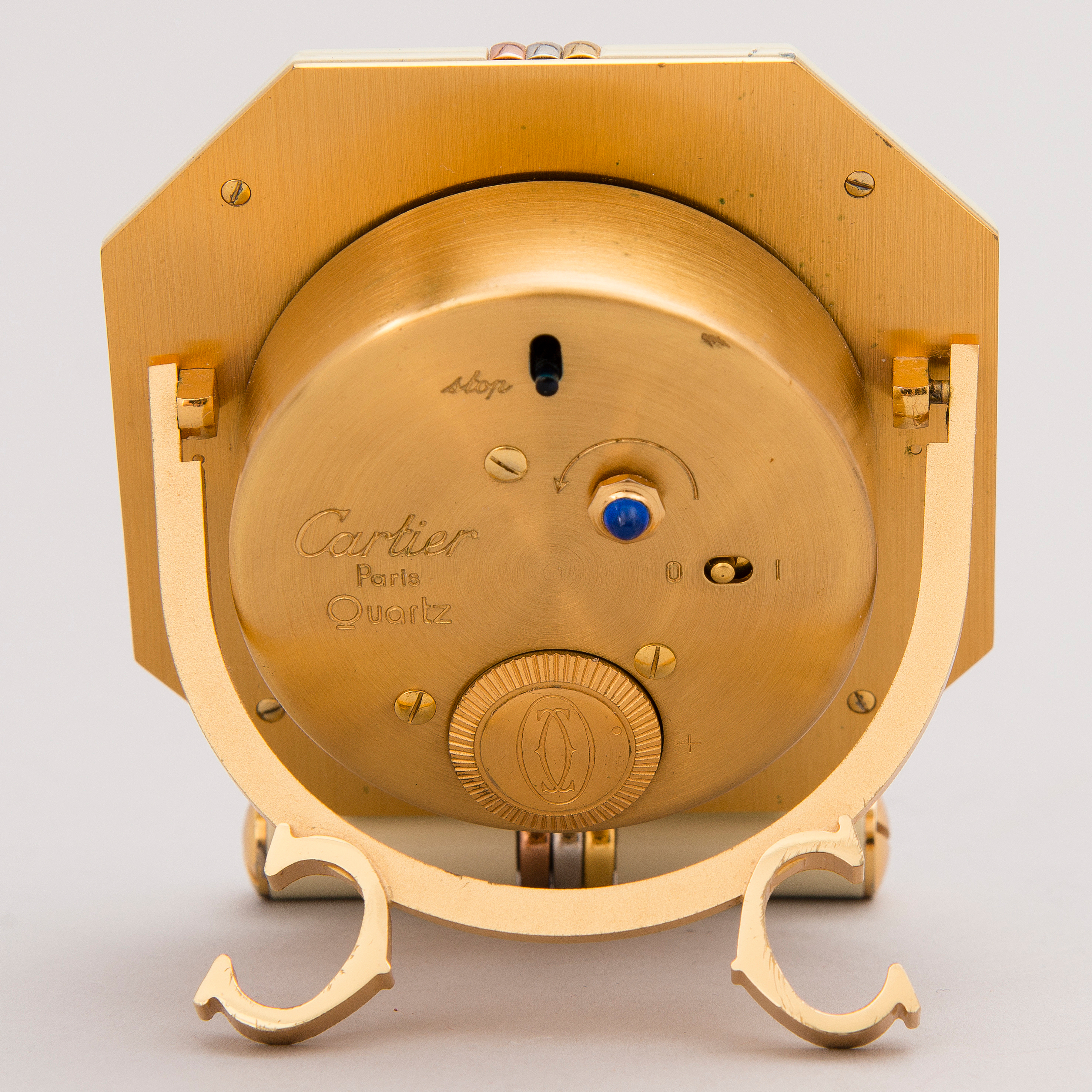 AN ALARM CLOCK, les must de Cartier. Bukowskis