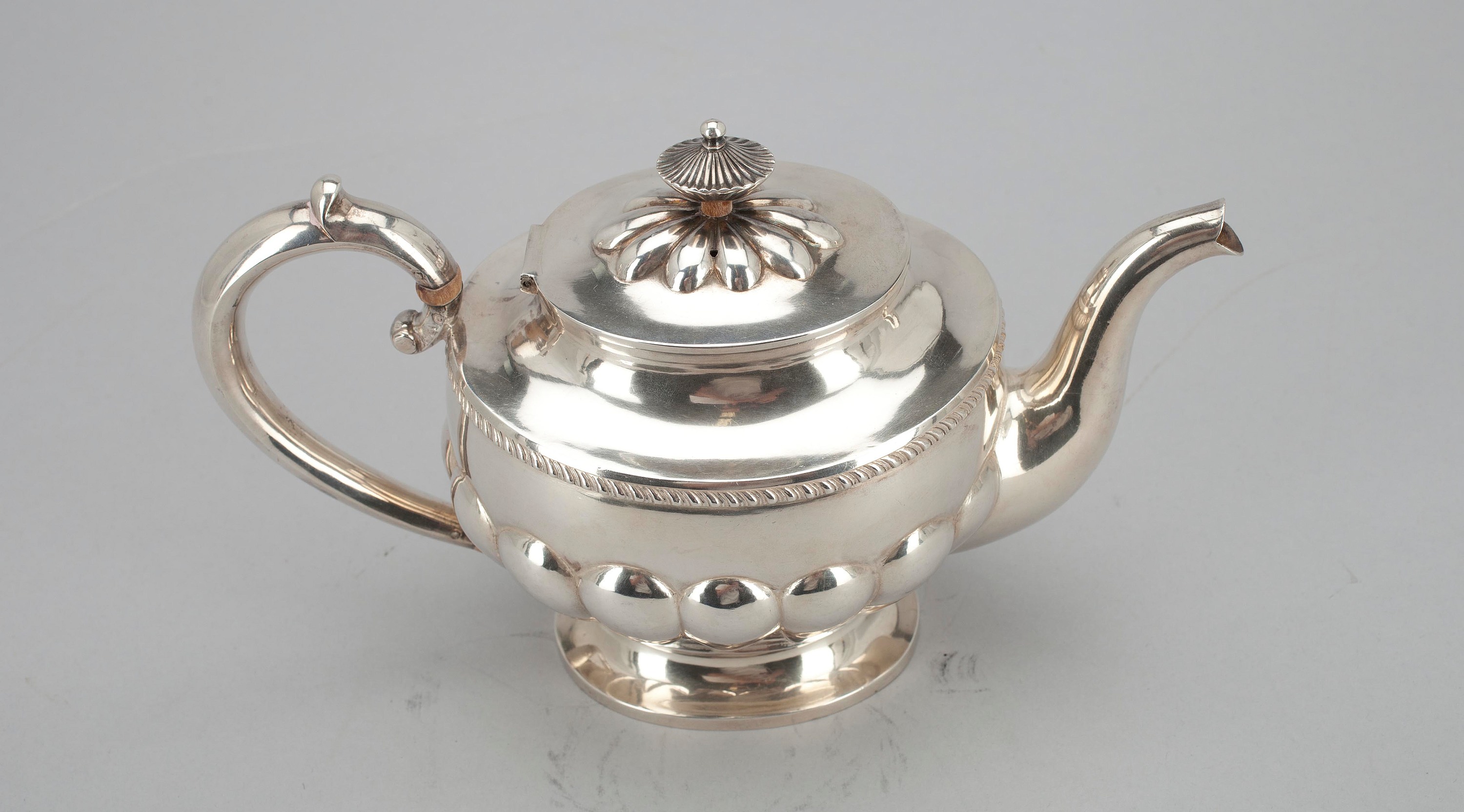A russian silver teapot, St Petersburg 1893. Marked HK. Bukowskis
