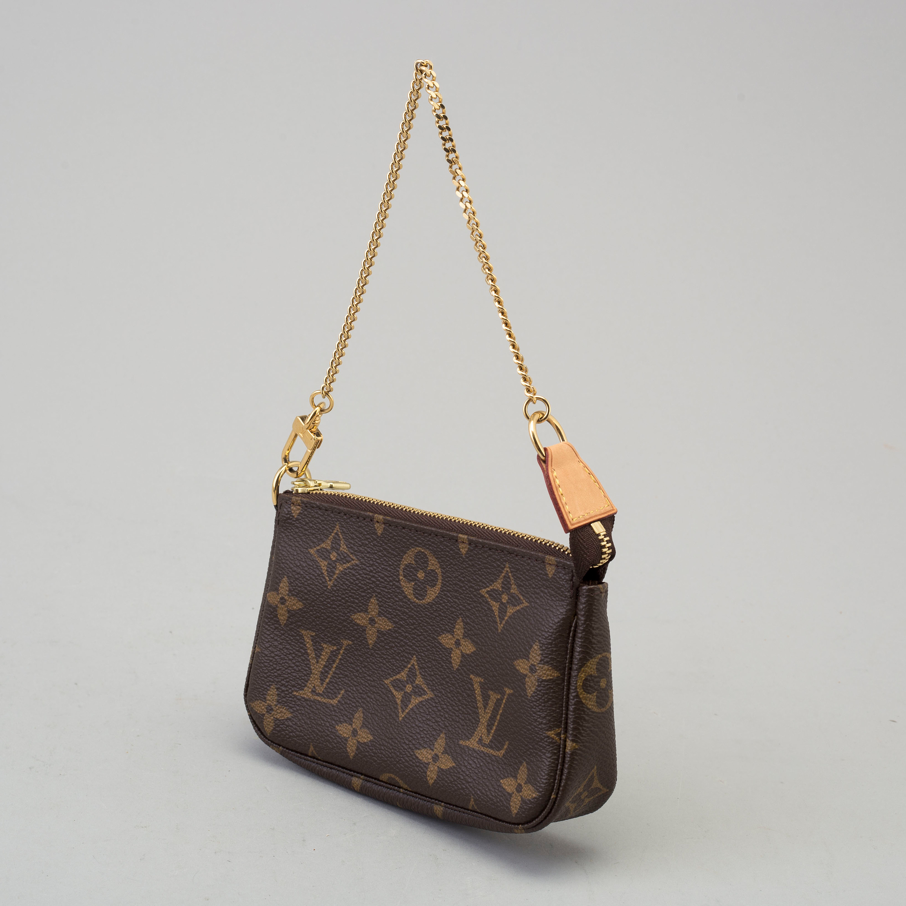 Louis Vuitton, handbag, Pochette Metis, 2018. - Bukowskis