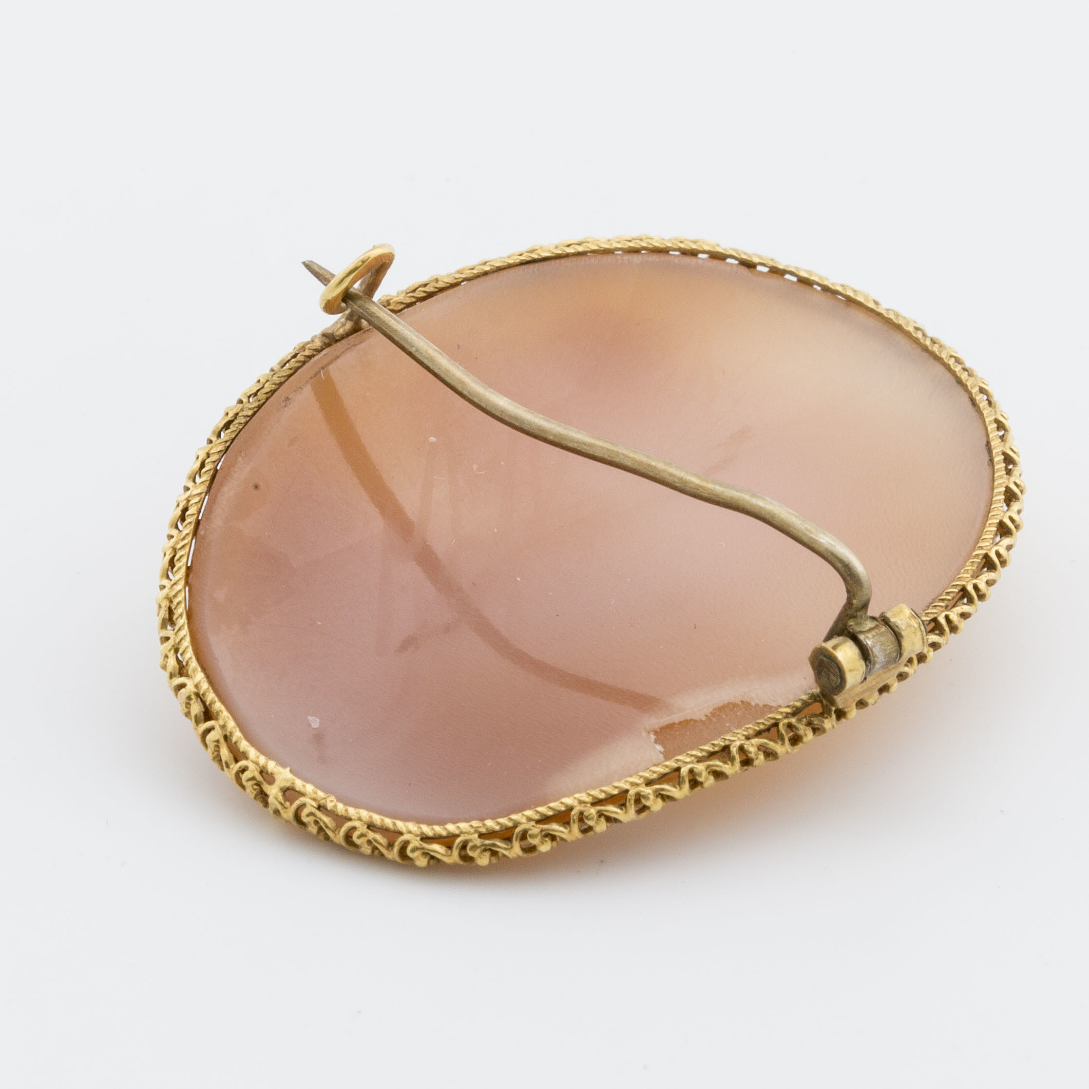 cam-brosch-18k-guld-bukowskis