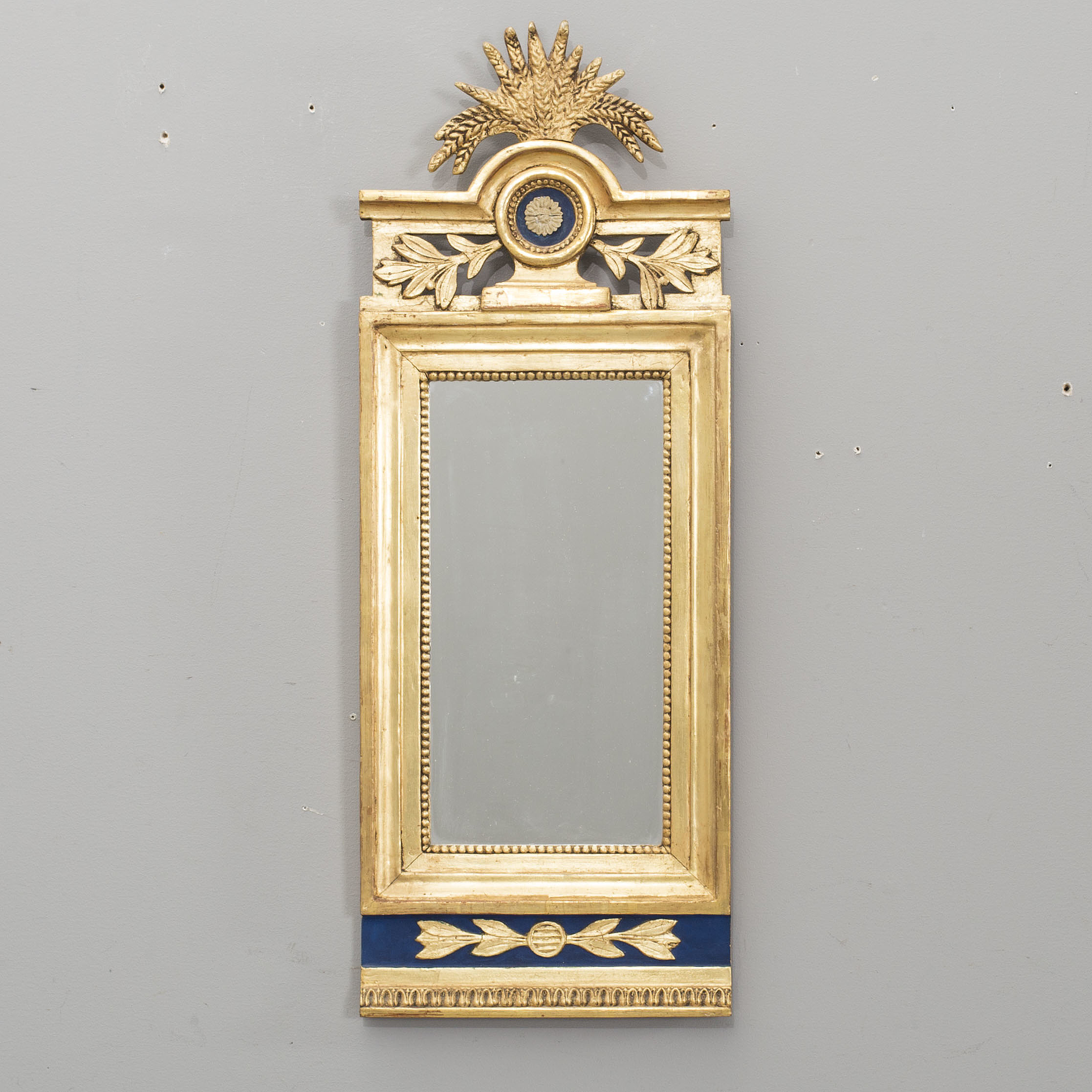 A GUSTAVIAN STYLE MIRROR FIRST HALF OF 20TH CENTURY, Bukowskis