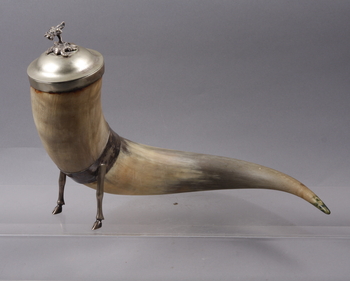 108869. DRYCKESHORN, horn, nysilver, fornnordisk stil, Sverige, 1800-talets sista fjärdedel.