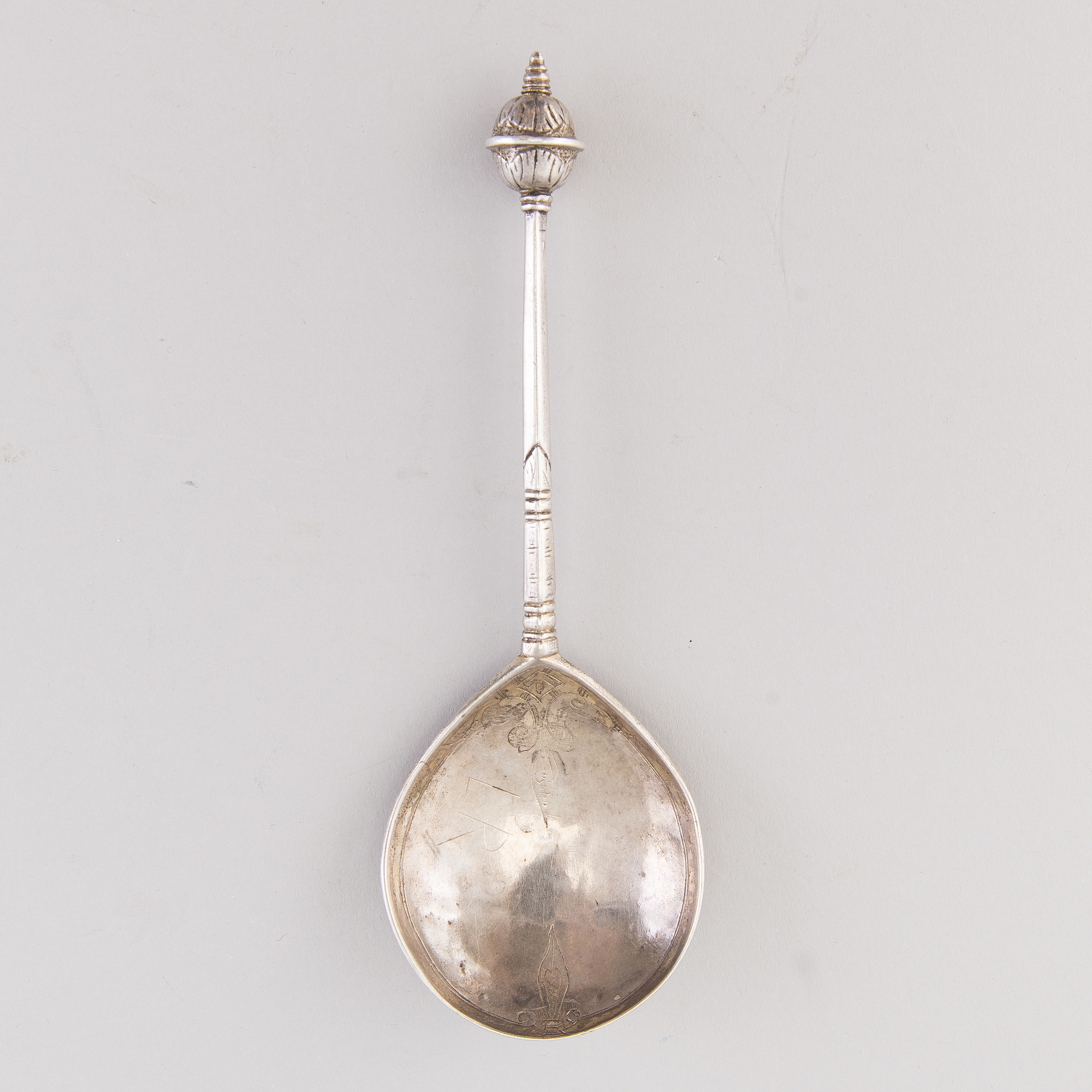 sked-silver-oidentifierad-silversmed-1600-tal-bukowskis