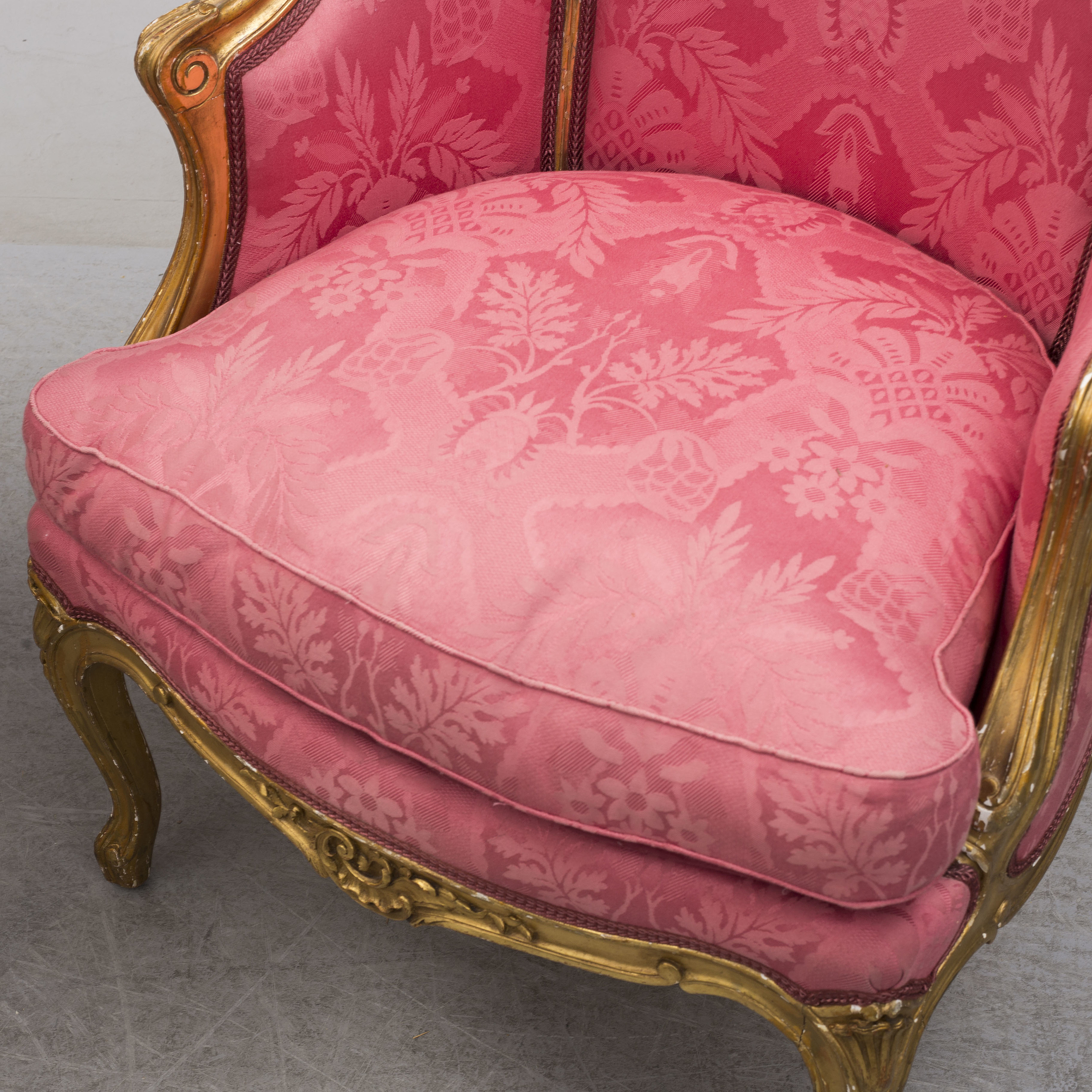 A pair of easy chairs, mid 20th century. Bukowskis