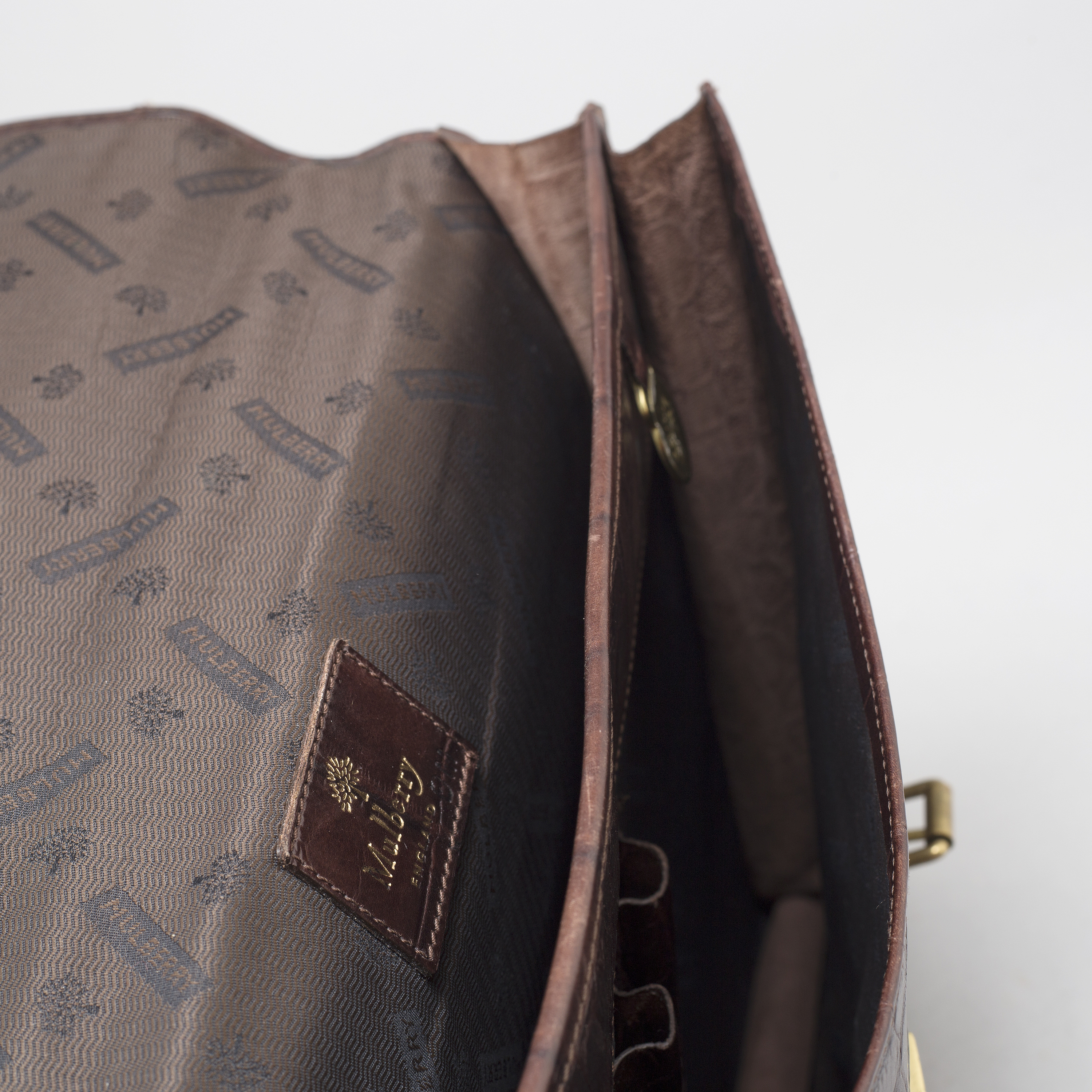 A Mulberry briefcase. Bukowskis