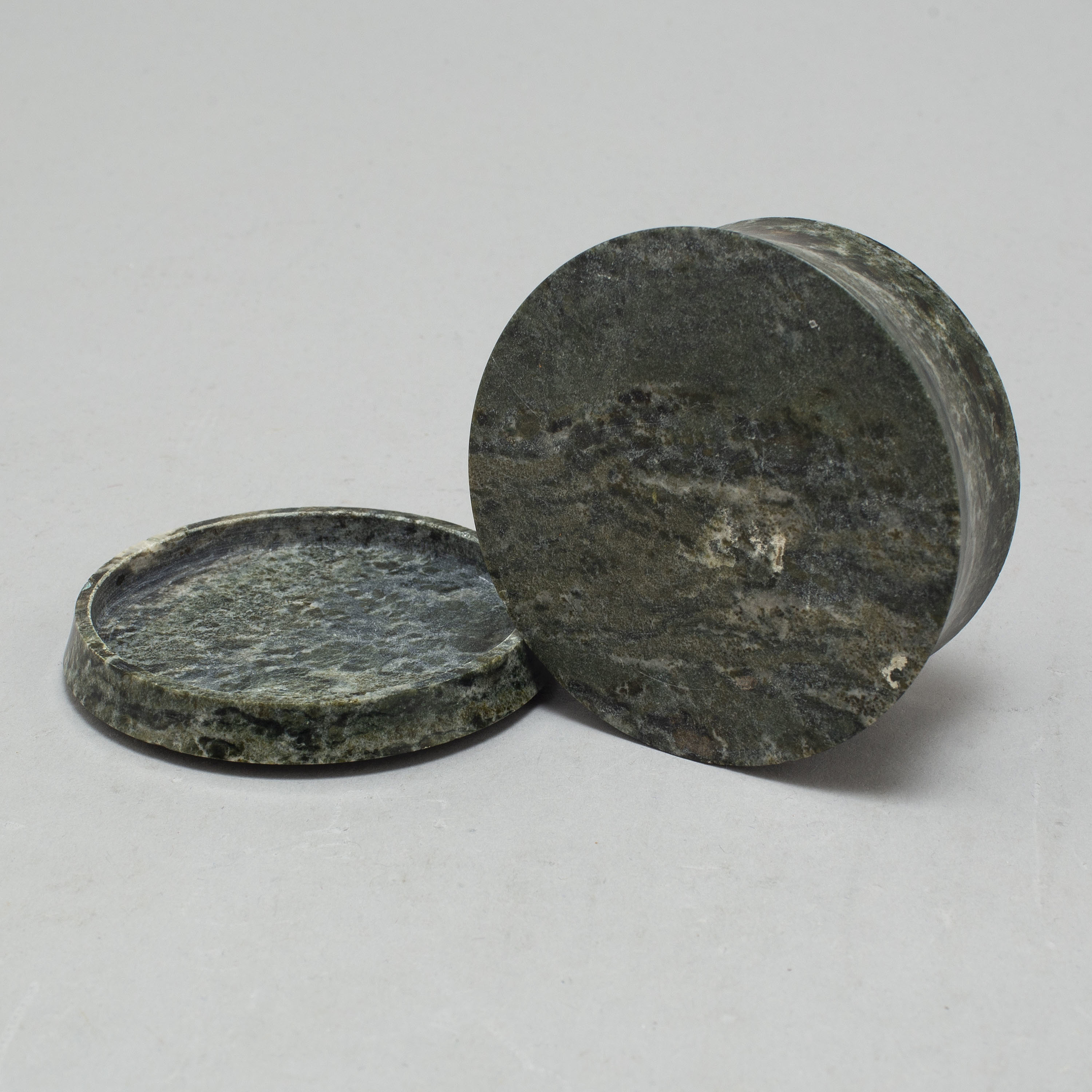 A green marble box and cover. Bukowskis