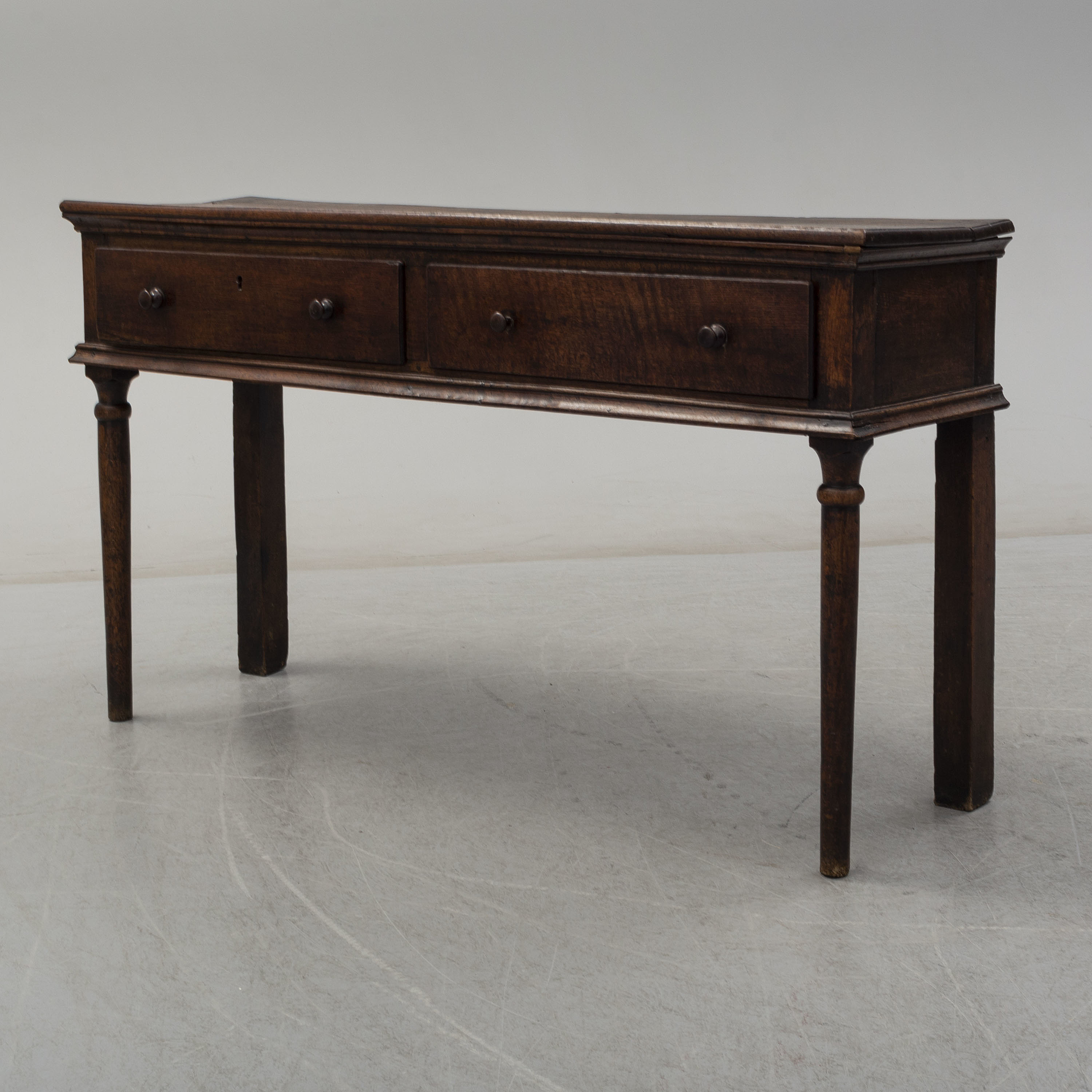 SIDEBOARD, England, 19th century. Bukowskis