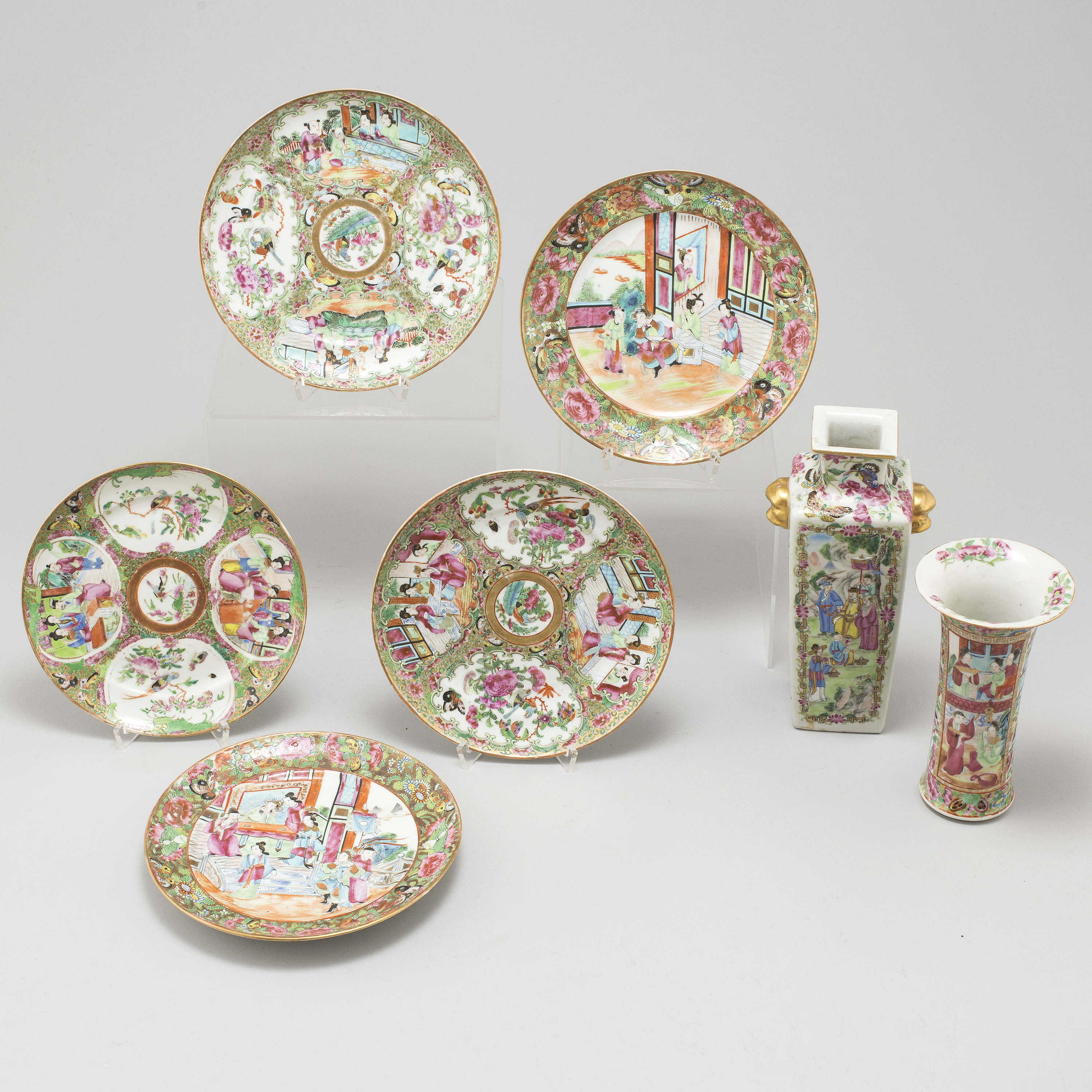 SEVEN CANTONESE PORCELAIN PIECES, China, mid 19th century. Bukowskis