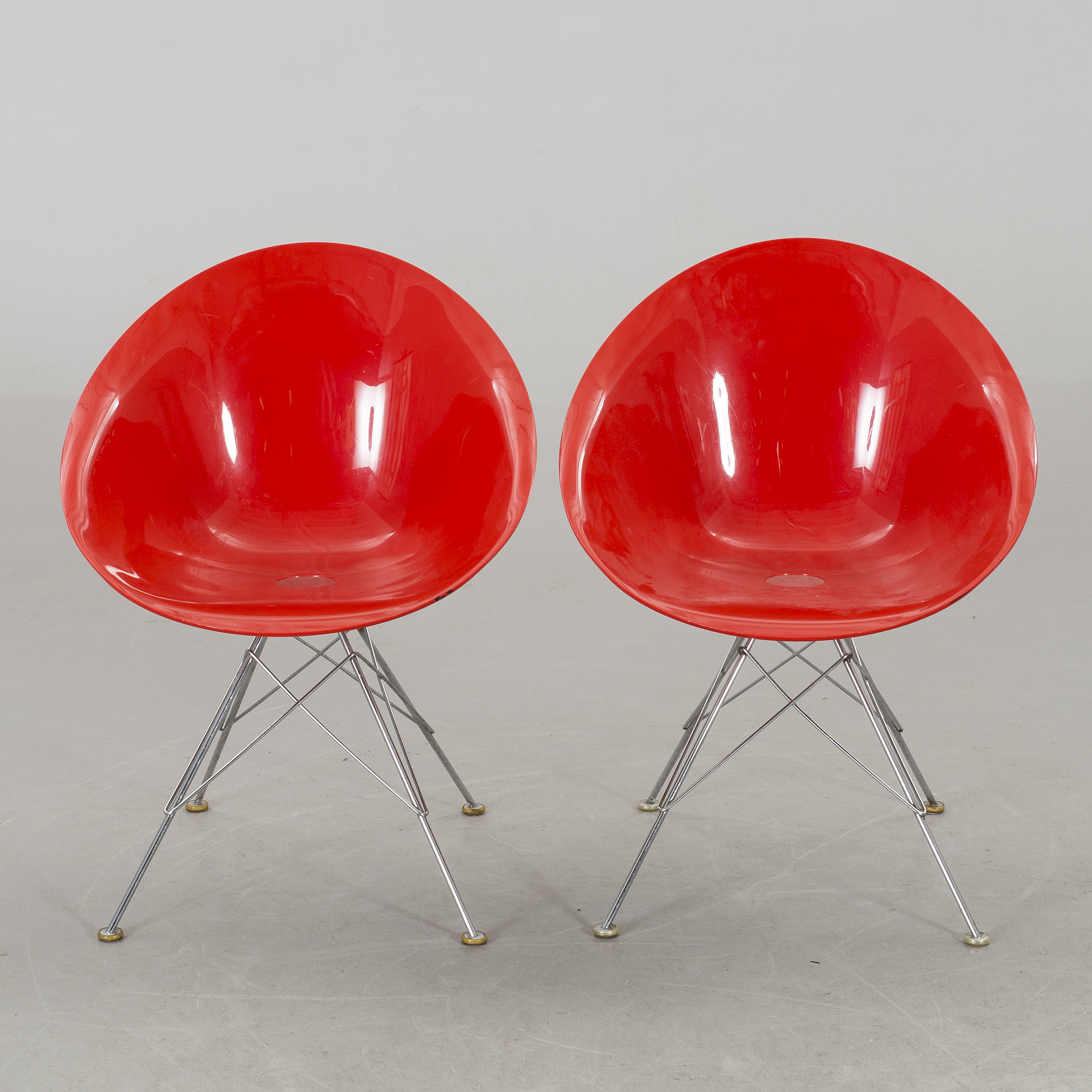 A PAIR OF PHILIPPE STARCK "EROS" CHAIRS BY KARTELL. Bukowskis