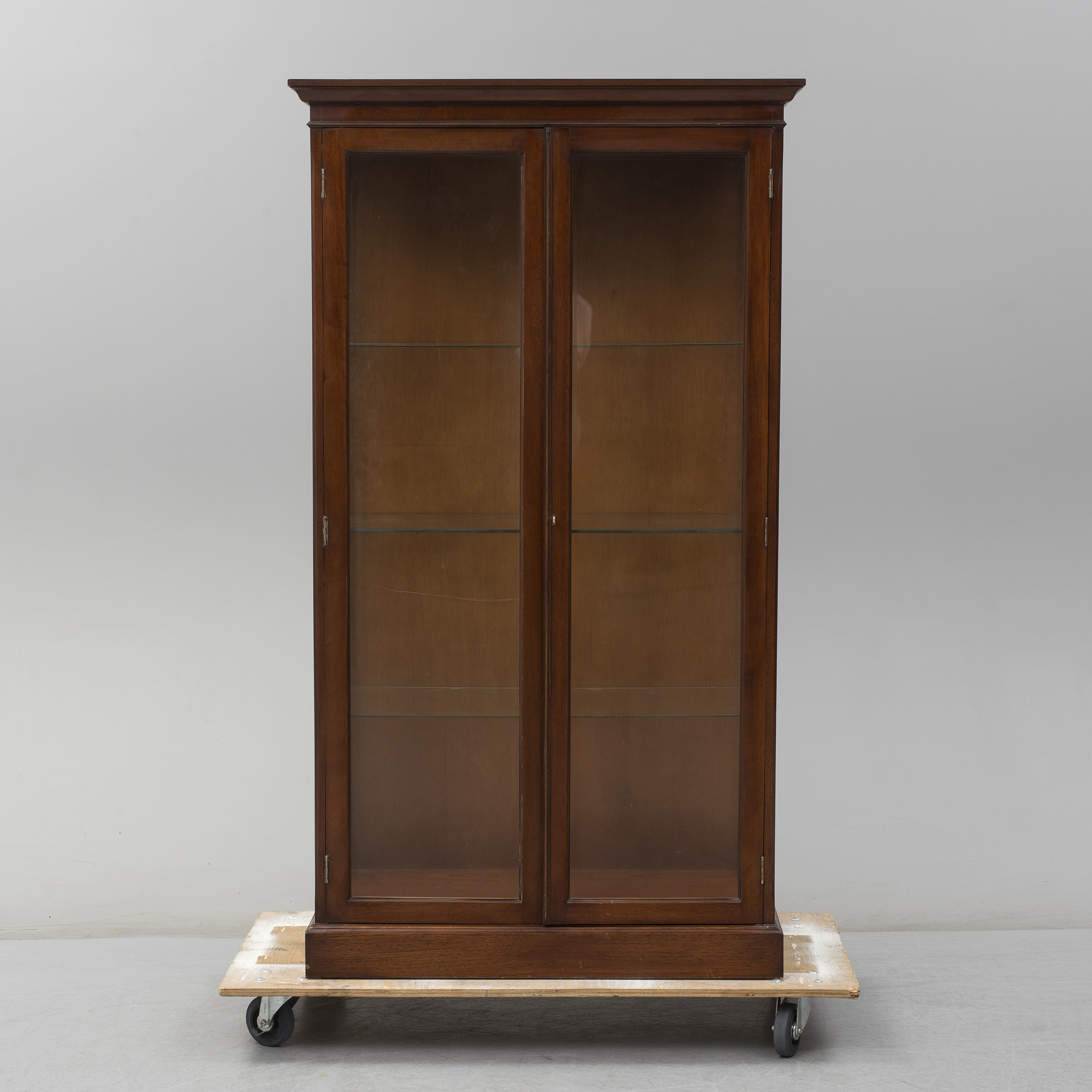 CUPBOARD, probably England Late 20th century. Bukowskis