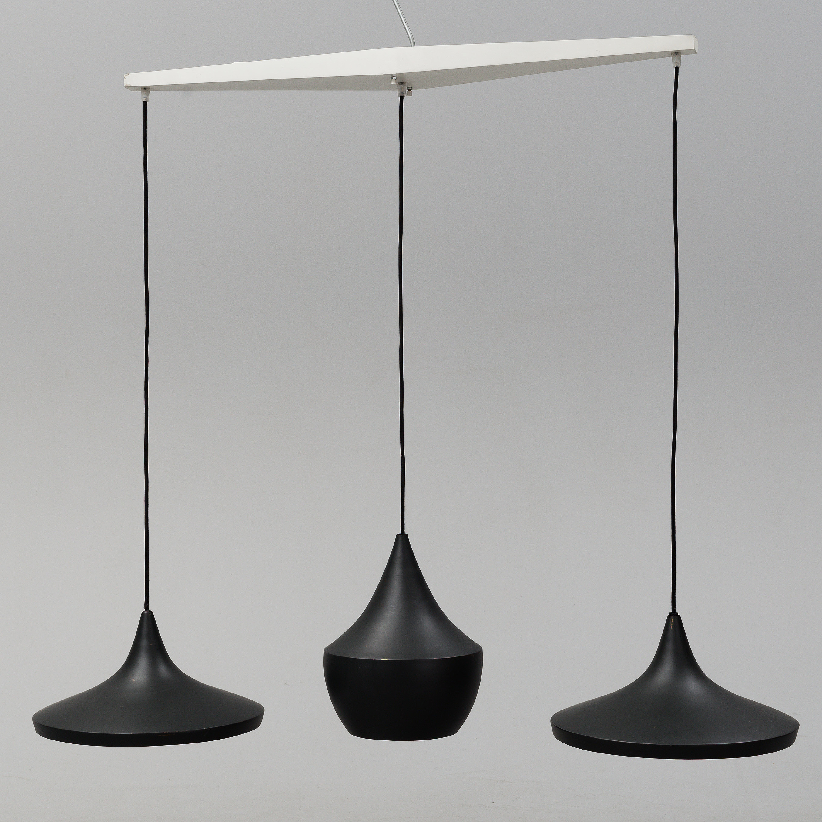 TOM DIXON, beat pendant system. Bukowskis