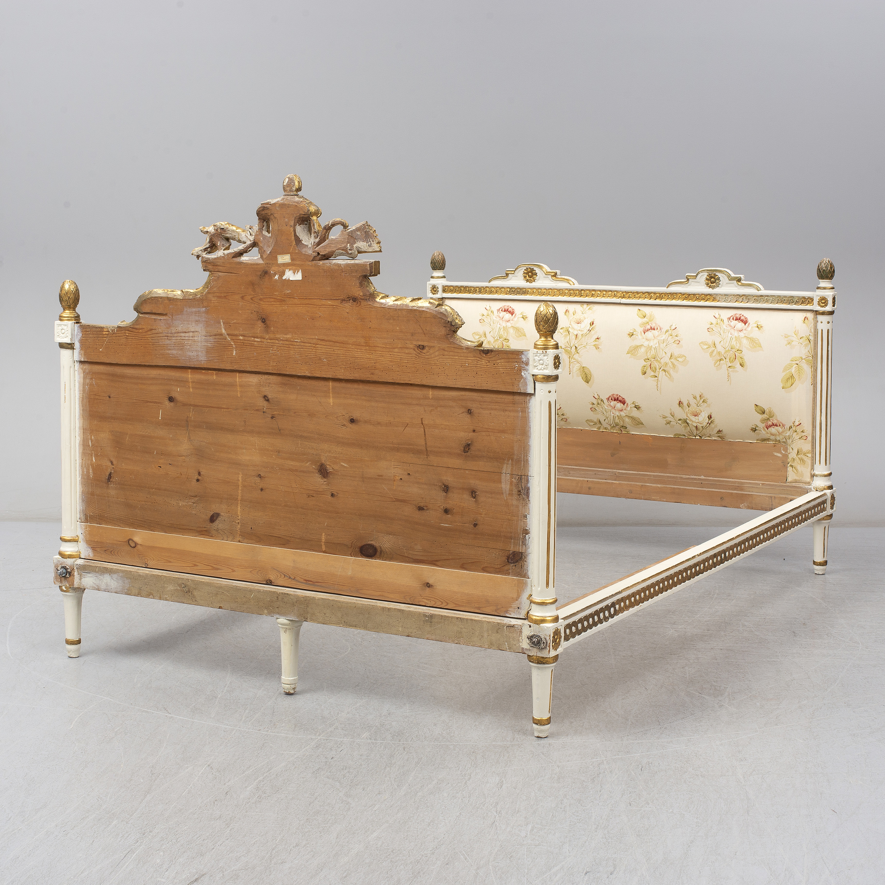 A Gustavian bed, late 18th century. Bukowskis