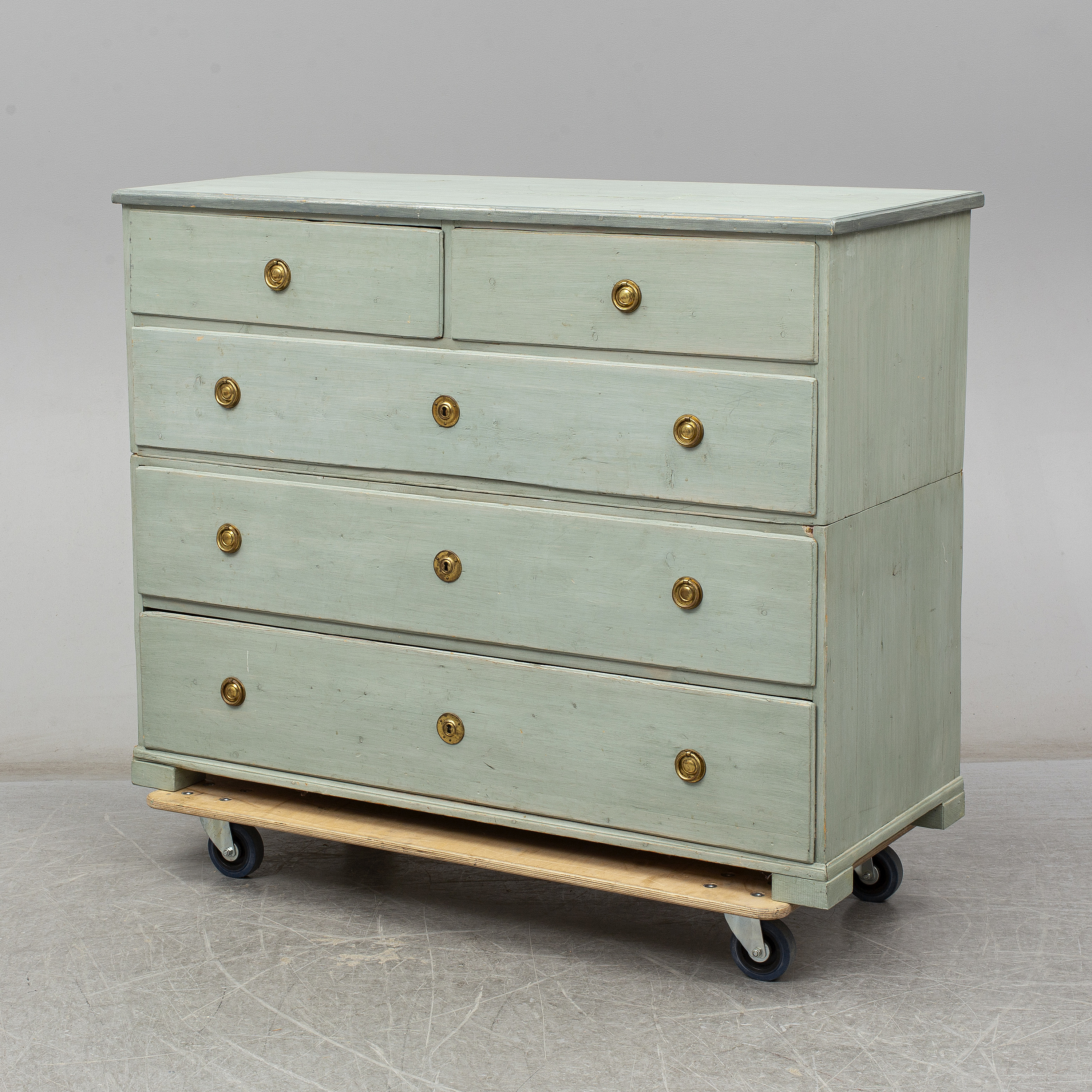 An Early 19th Century Painted Chest Of Drawers Bukowskis