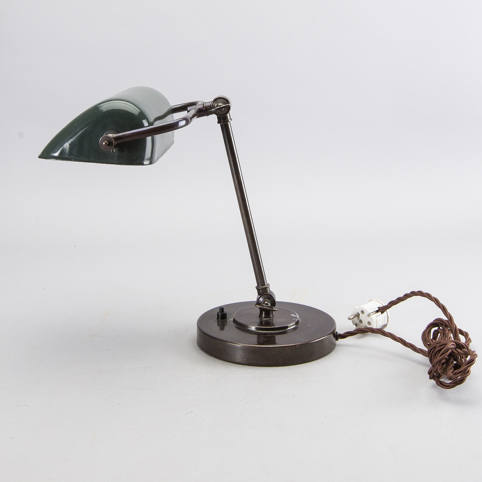 A Desk lamp early 1900's. Bukowskis