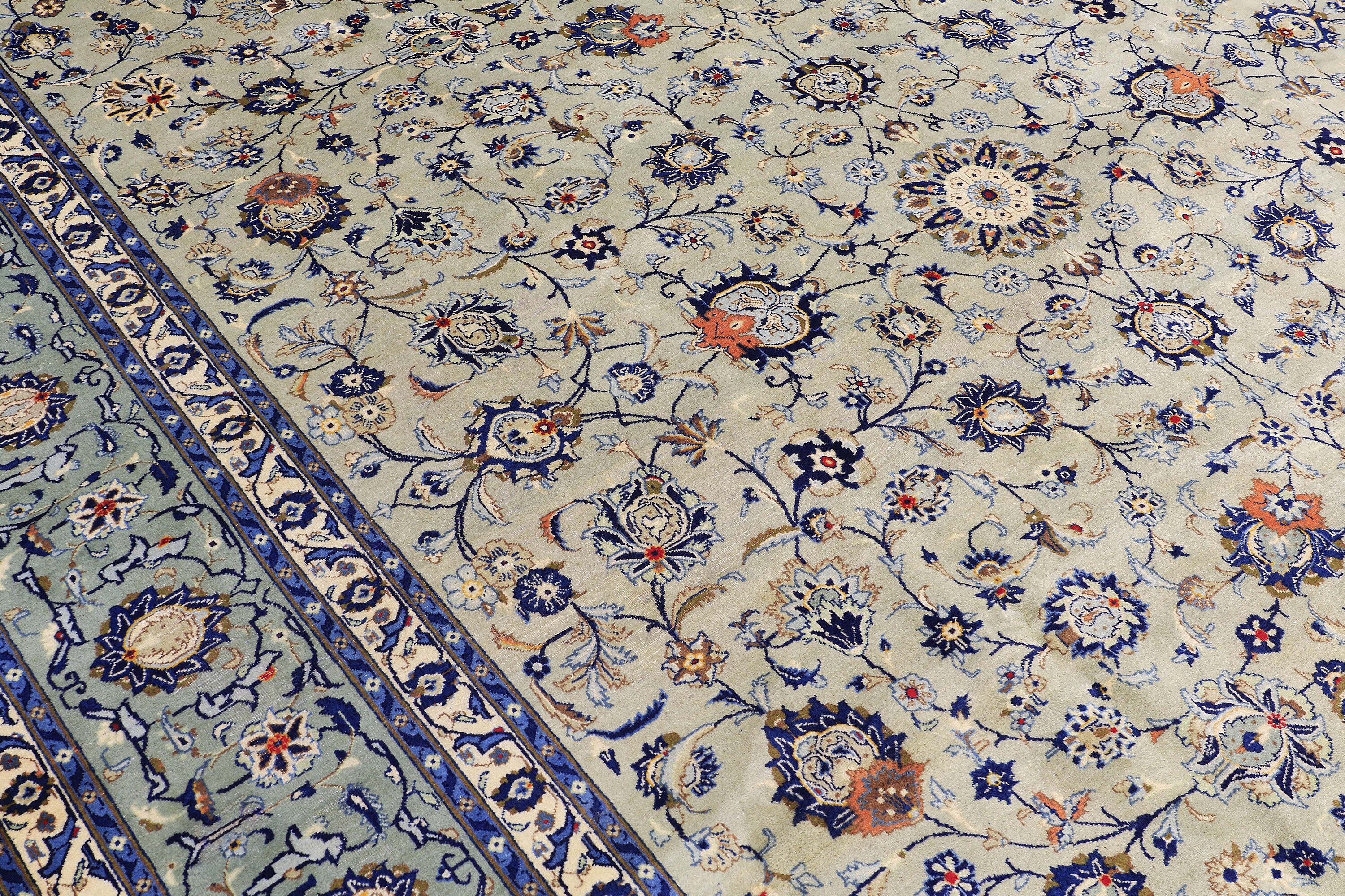 A CARPET, Royal keshan, ca 512 x 344 cm. Bukowskis