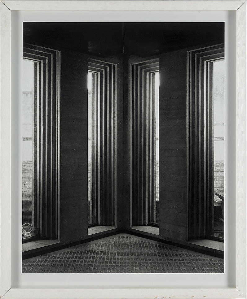 ÅKE ESON LINDMAN, photograph signed on label verso. Bukowskis