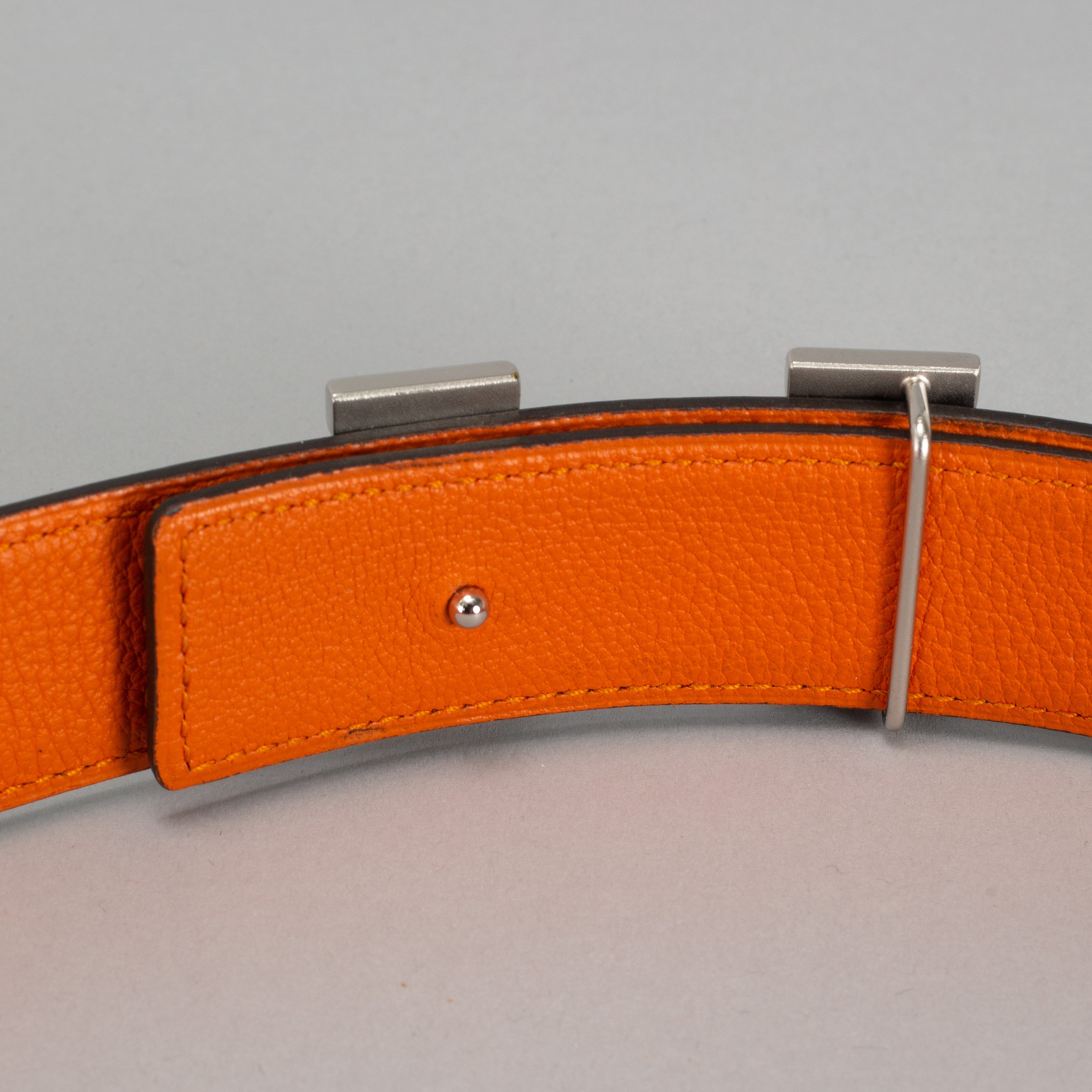 HERMÈS, a 'Constance' leather belt, 2010. Size 90. Bukowskis