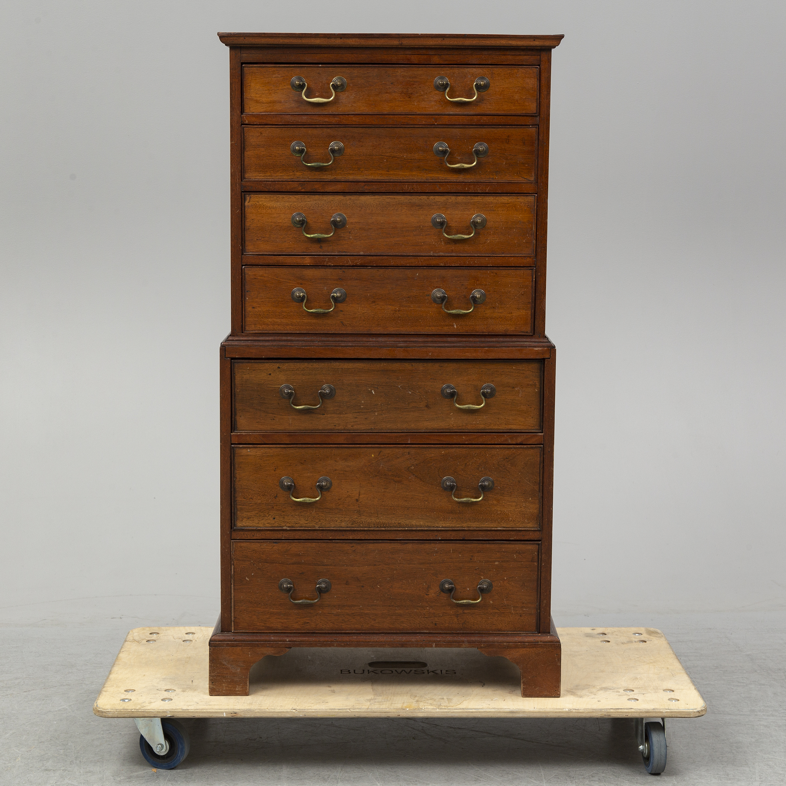 A mahogany 'Tallboy' chest of drawers. Bukowskis