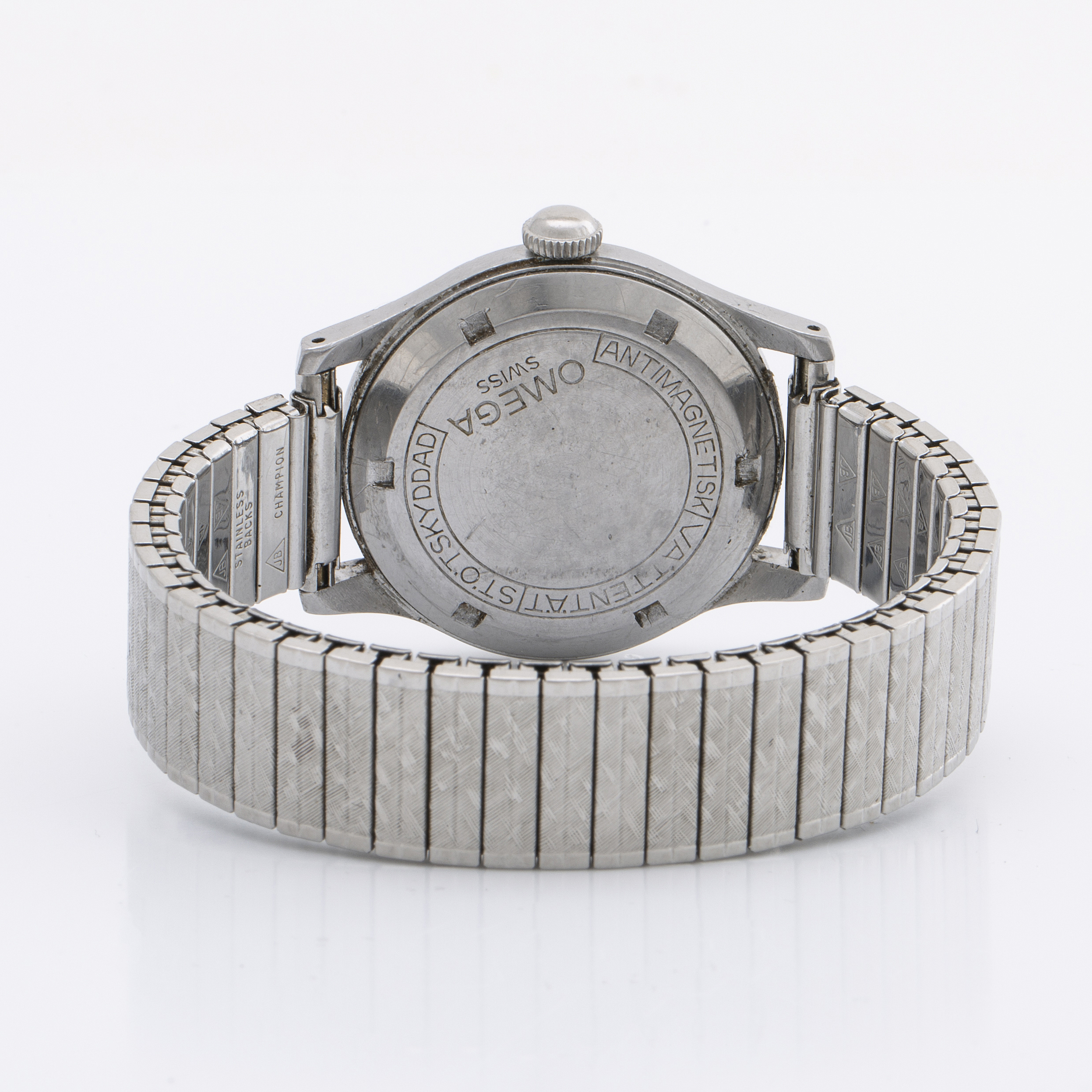 OMEGA, wristwatch, Antimagnetic Bullseye Dial, 35 mm. - Bukowskis