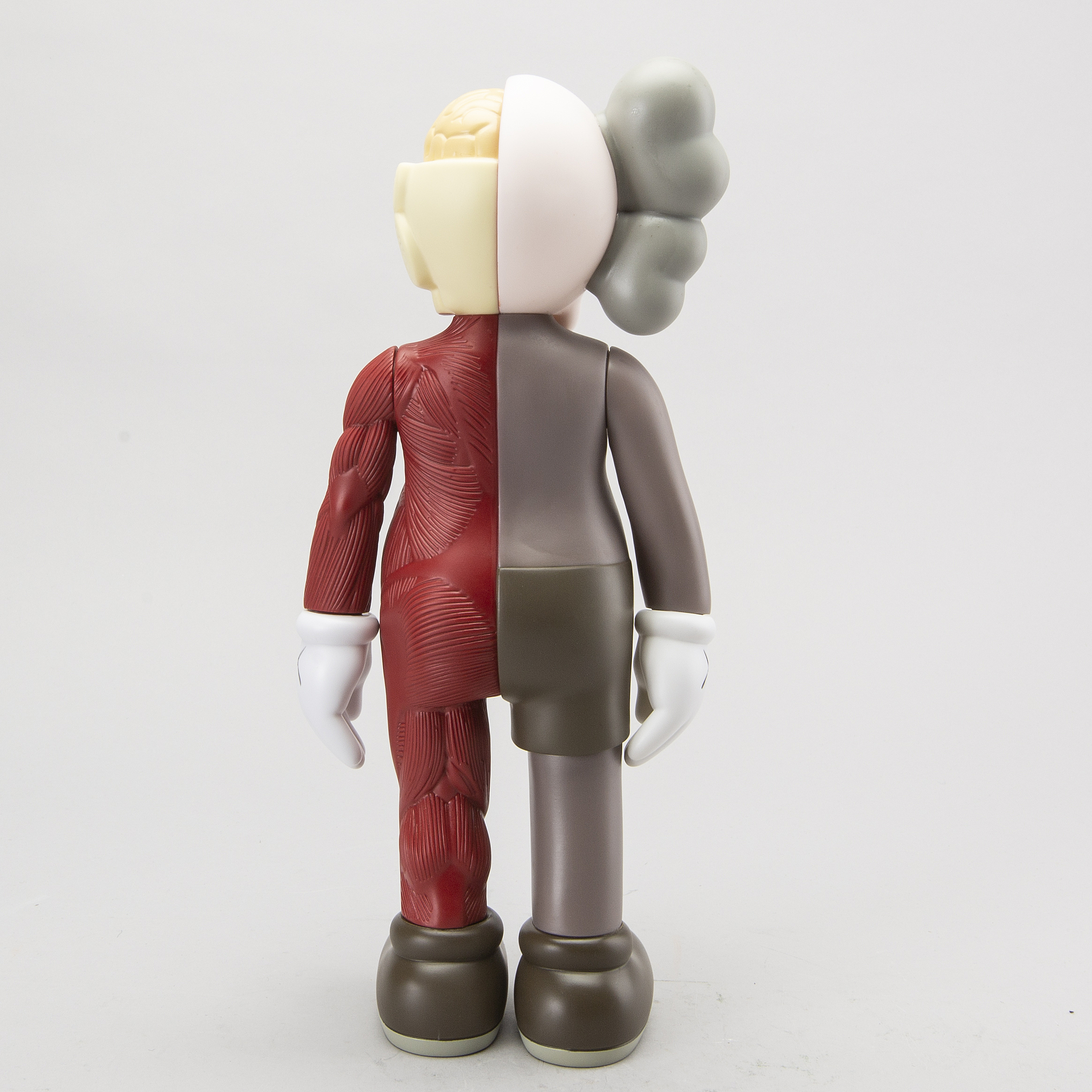 KAWS, sculpture Toy Companion. Bukowskis