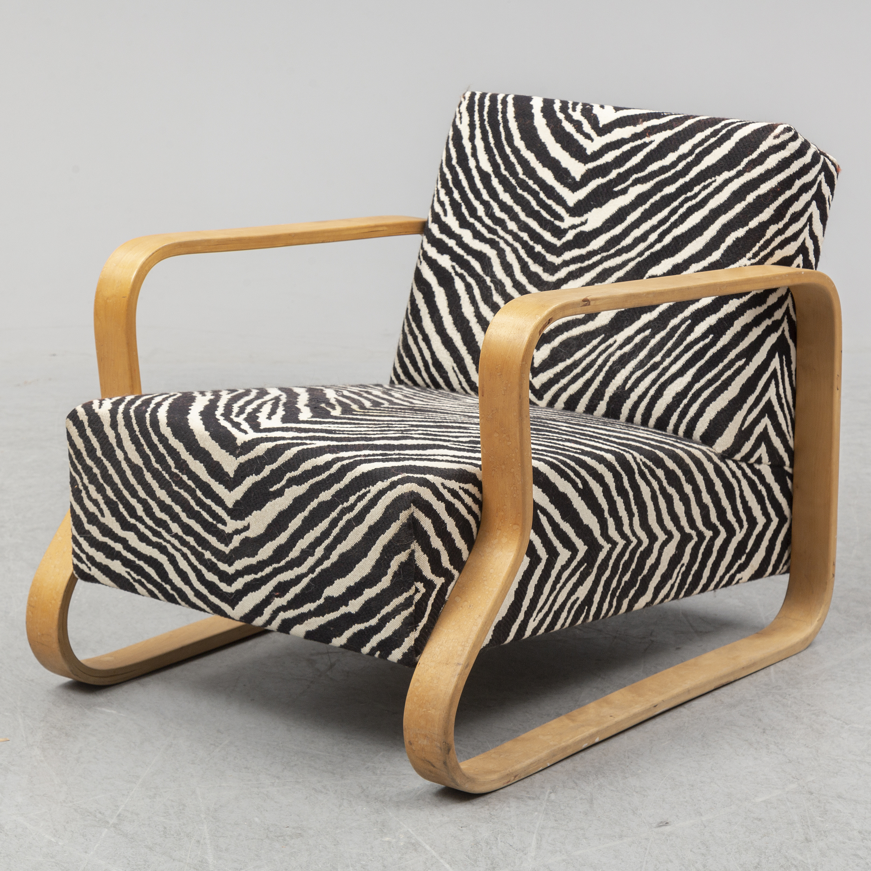 An Alvar Aalto Padded Paimio Model 44 Armchair For Artek Finland Bukowskis