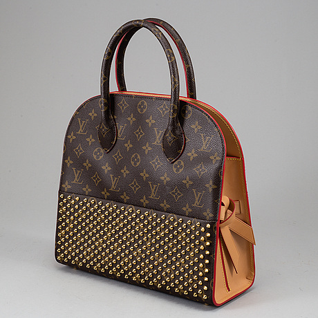 louboutin monogram