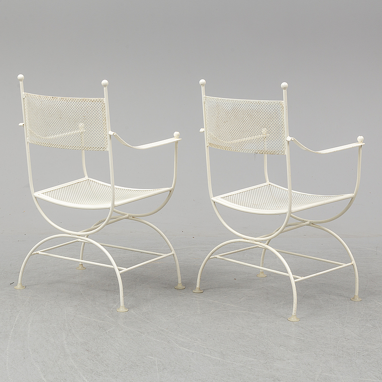 A set of six 20th century painted metal garden/patio chairs. - Bukowskis