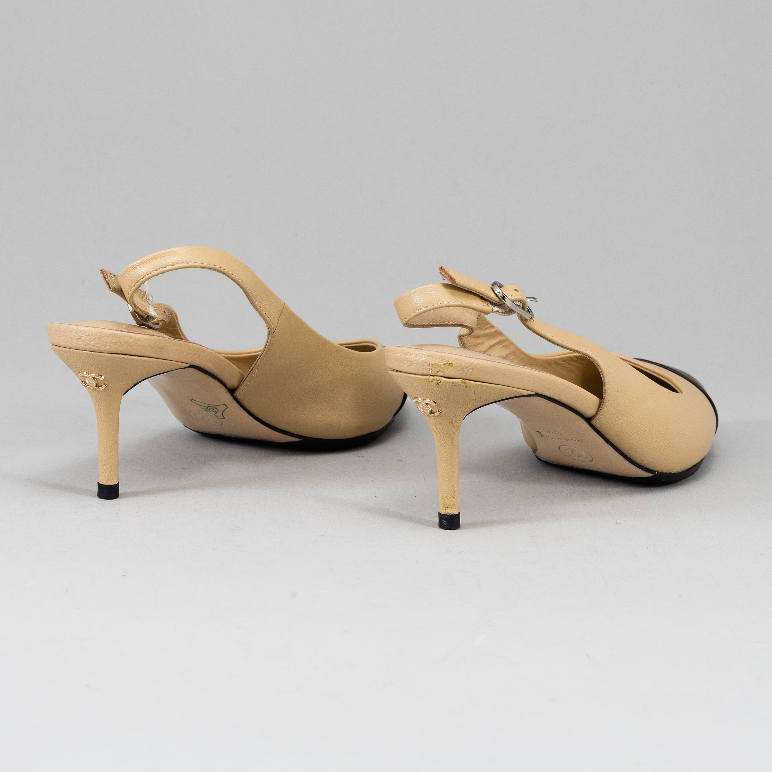 chanel slingback size