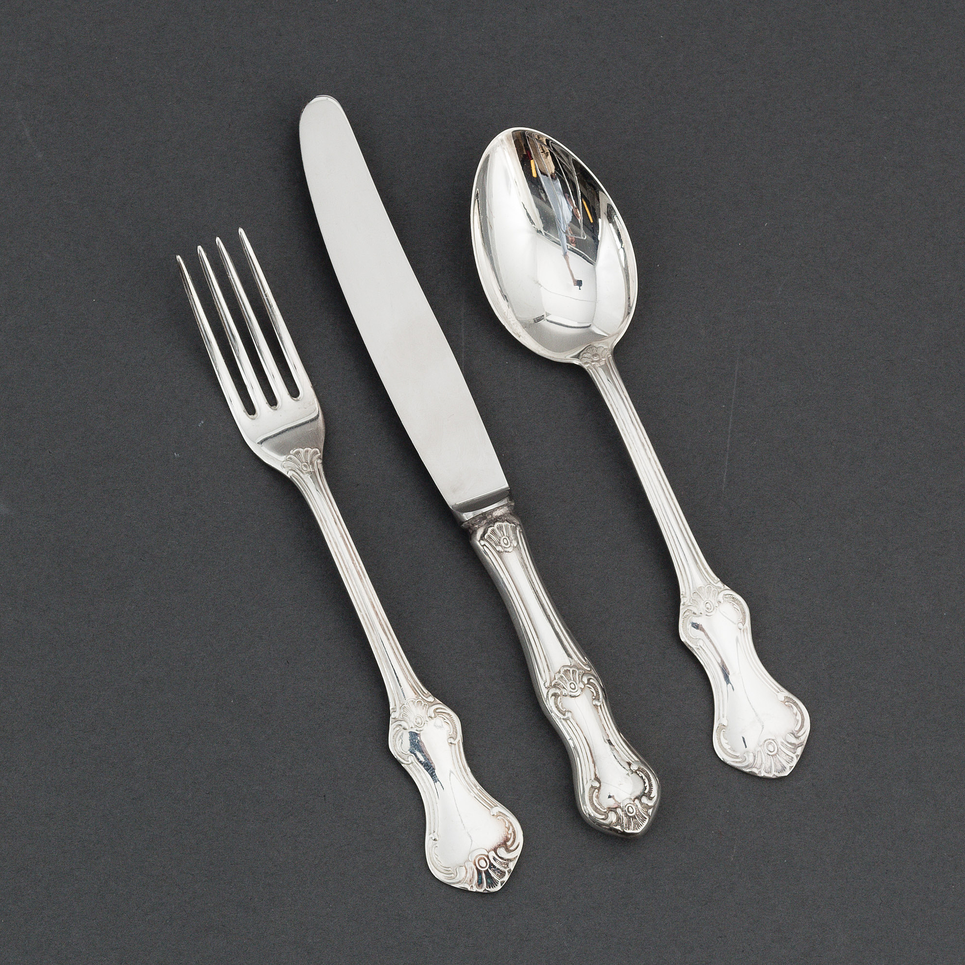An 18 pcs 'Patricia' silver cutlery service. Bukowskis