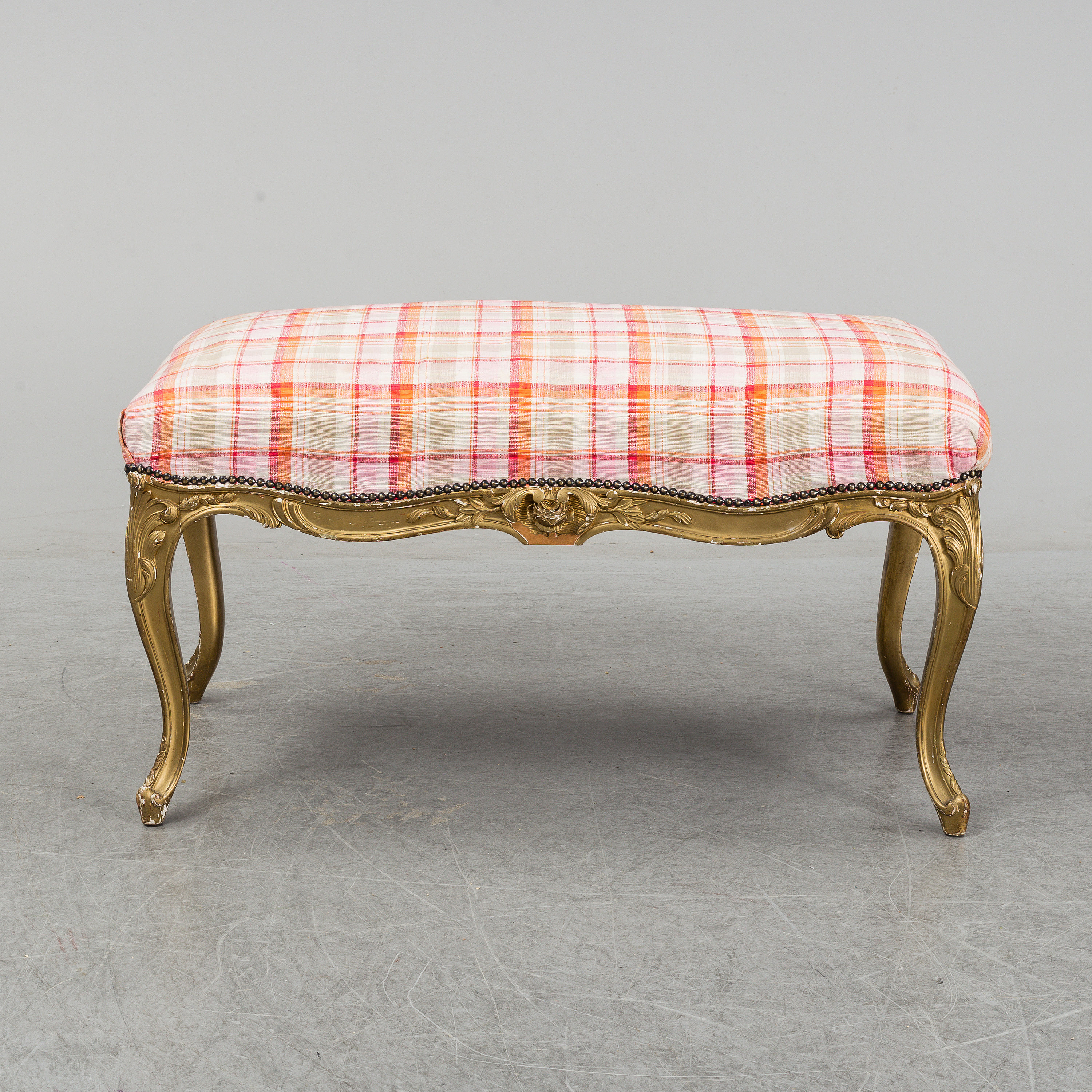 A circa 1900 stool. - Bukowskis