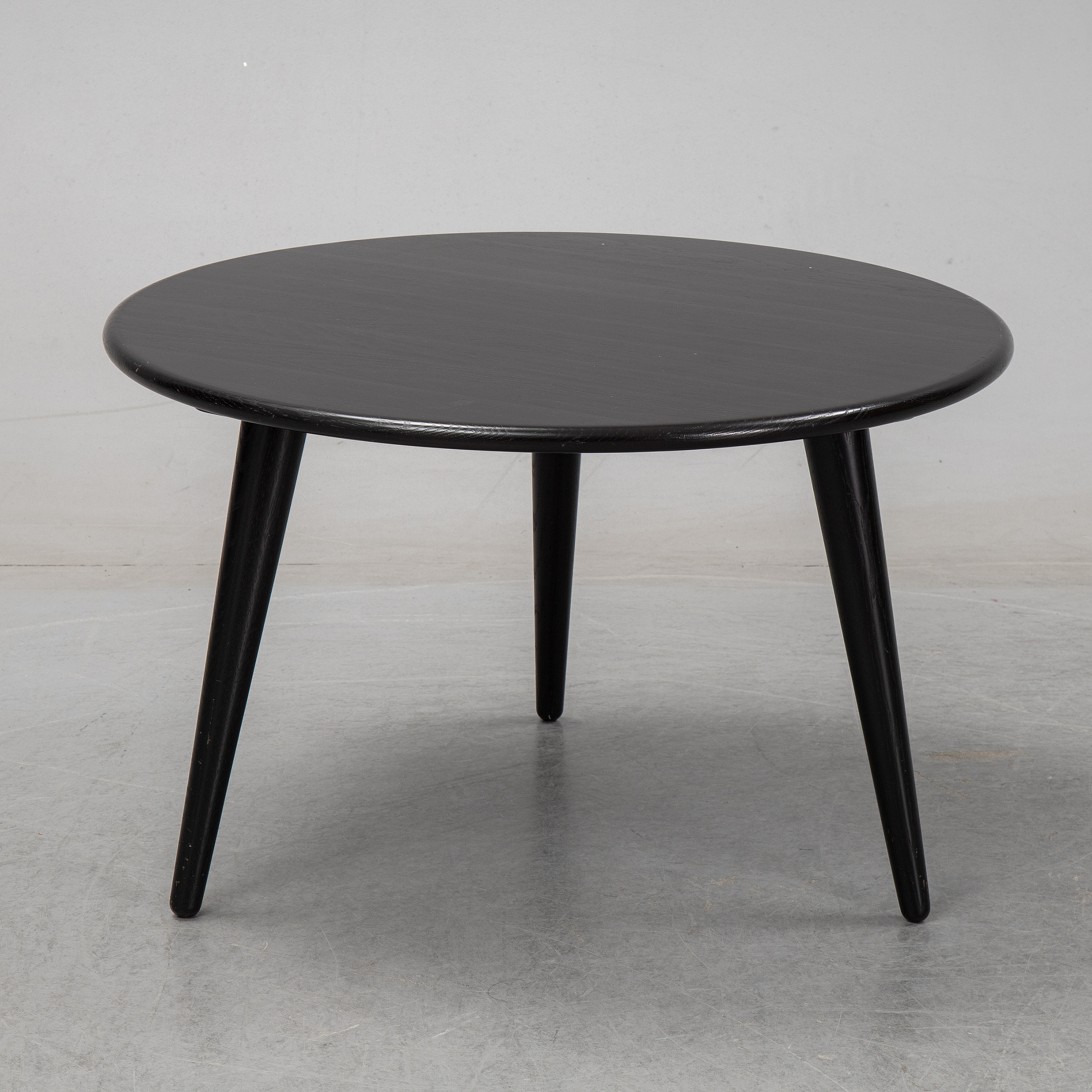 ch008 coffee table